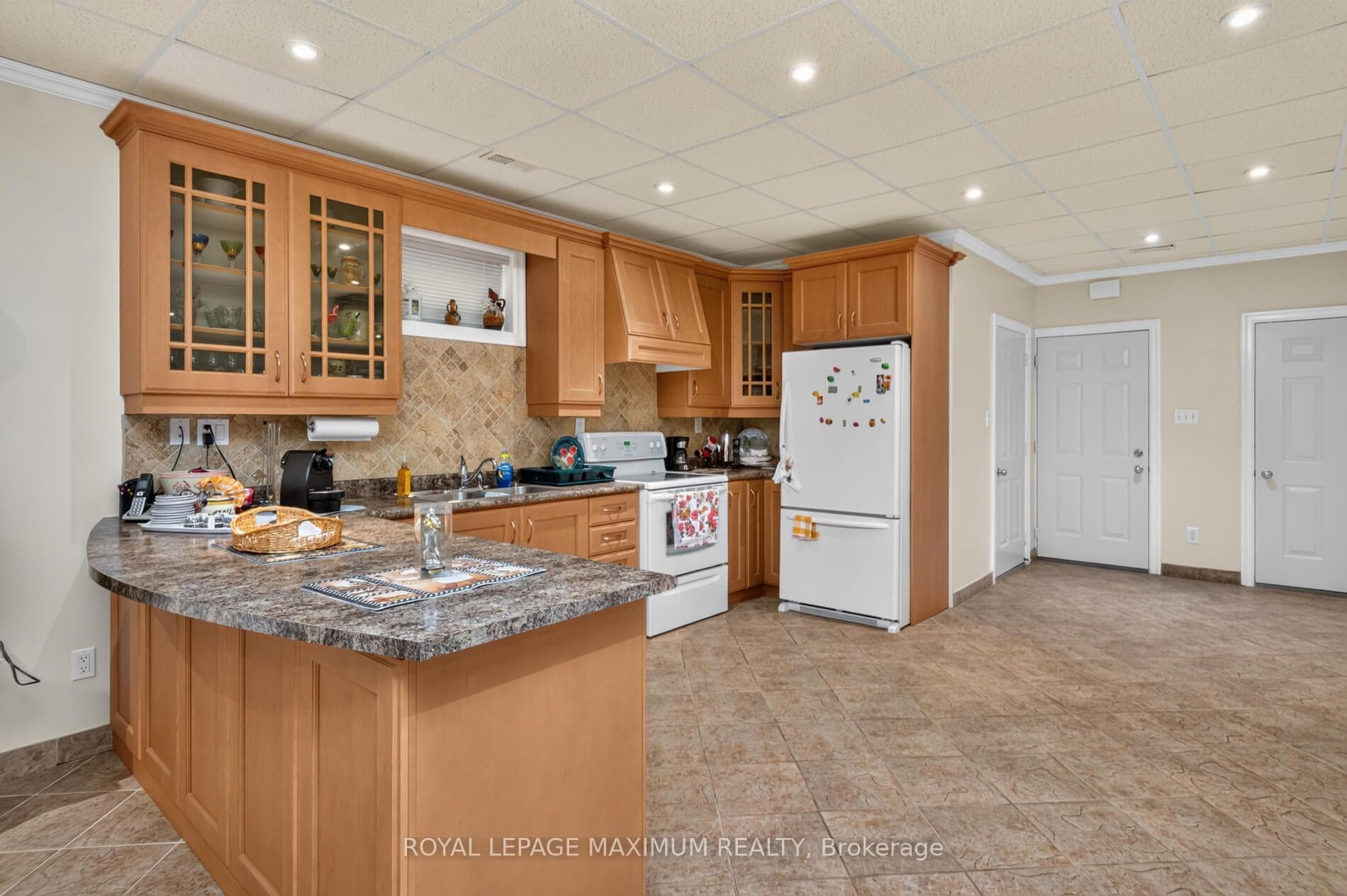 378 Rustic Road photo 32