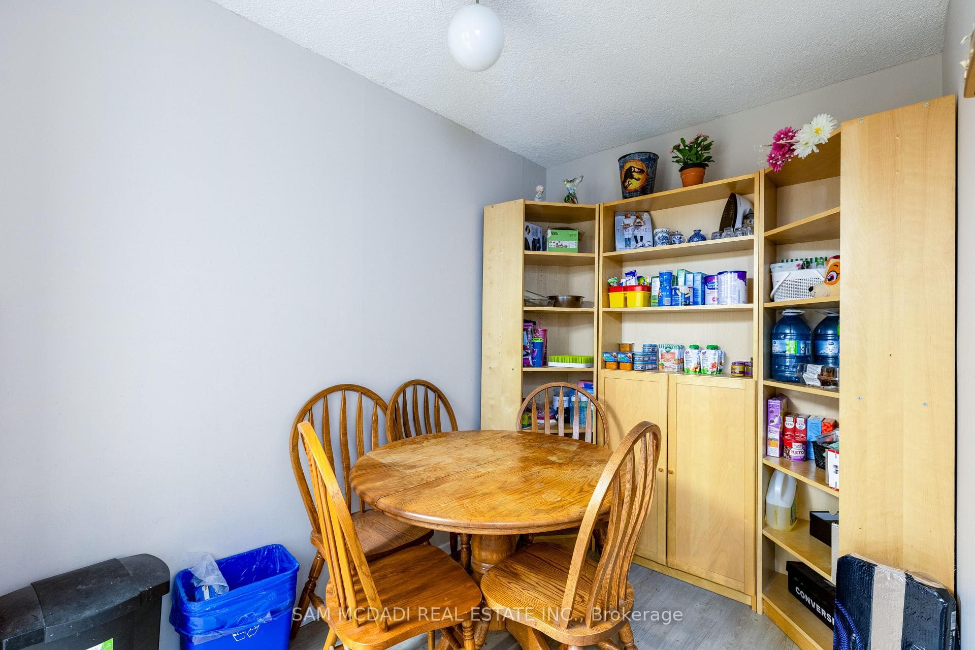 820 Burnhamthorpe Road Unit 1104 photo 9