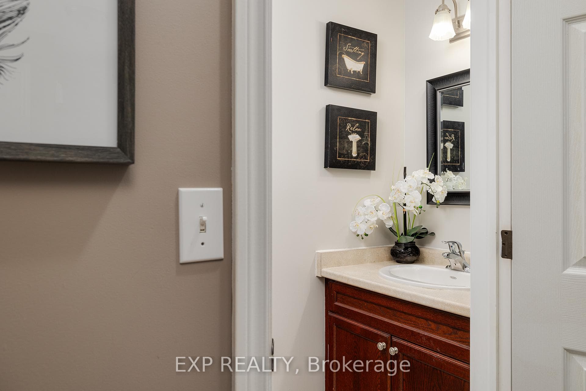455 Danby Street photo 12