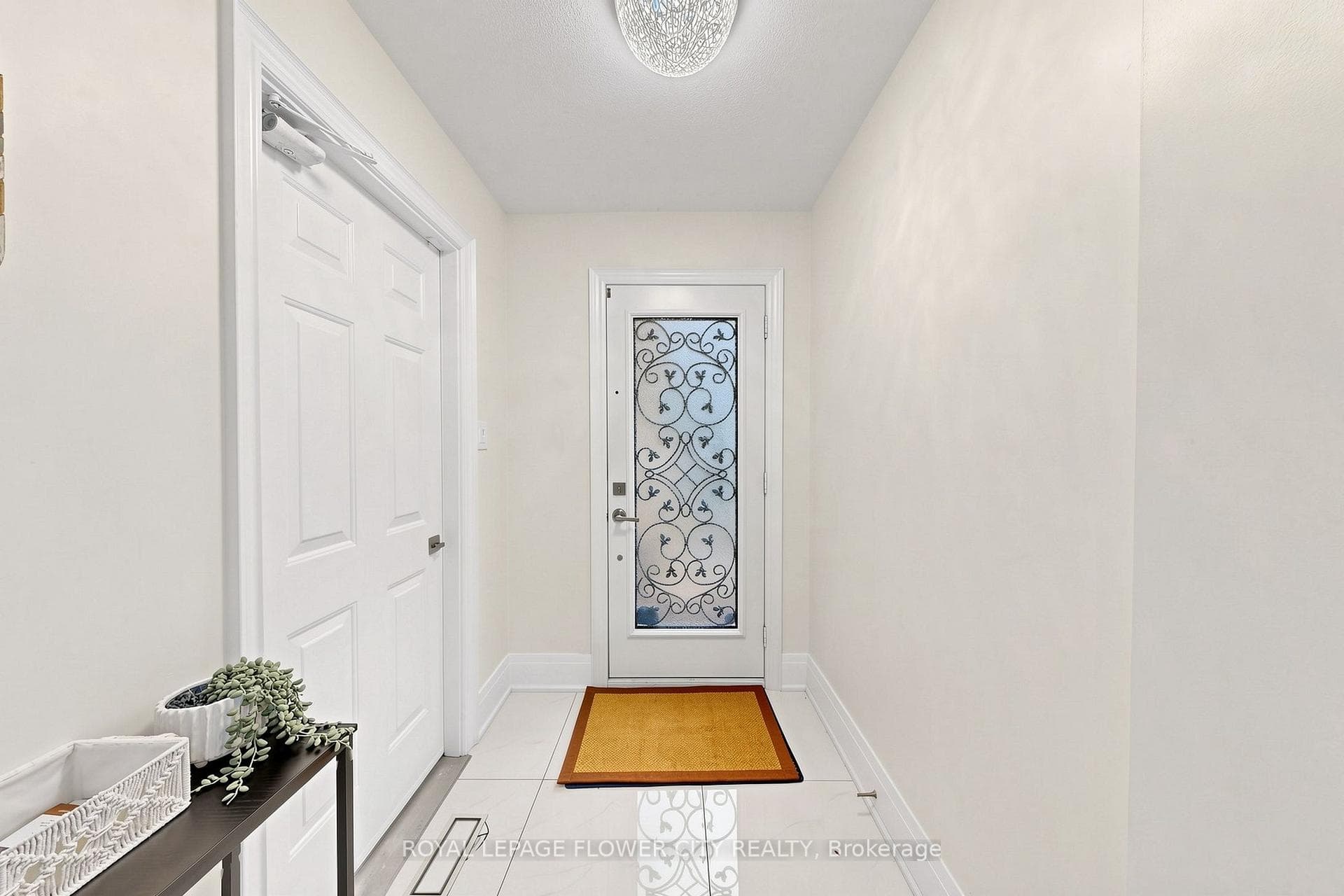 116 Flowertown Avenue photo 5