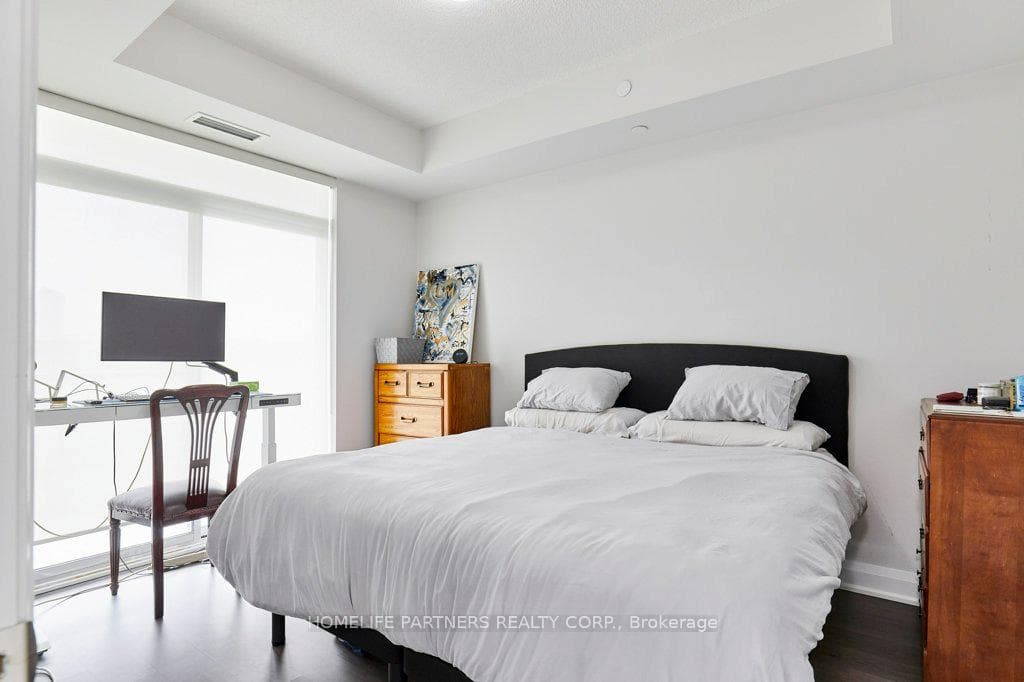 35 Fontenay Court Unit 601 photo 14