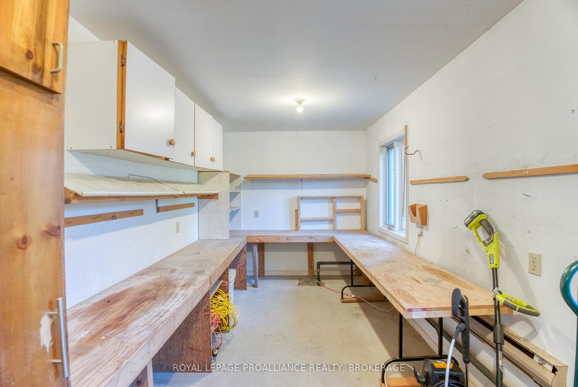 2851B Rutledge Road photo 9