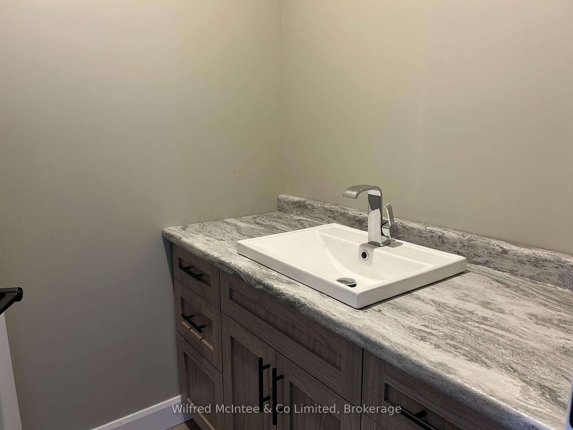 187 Balaklava Street Unit Unit 3 photo 14