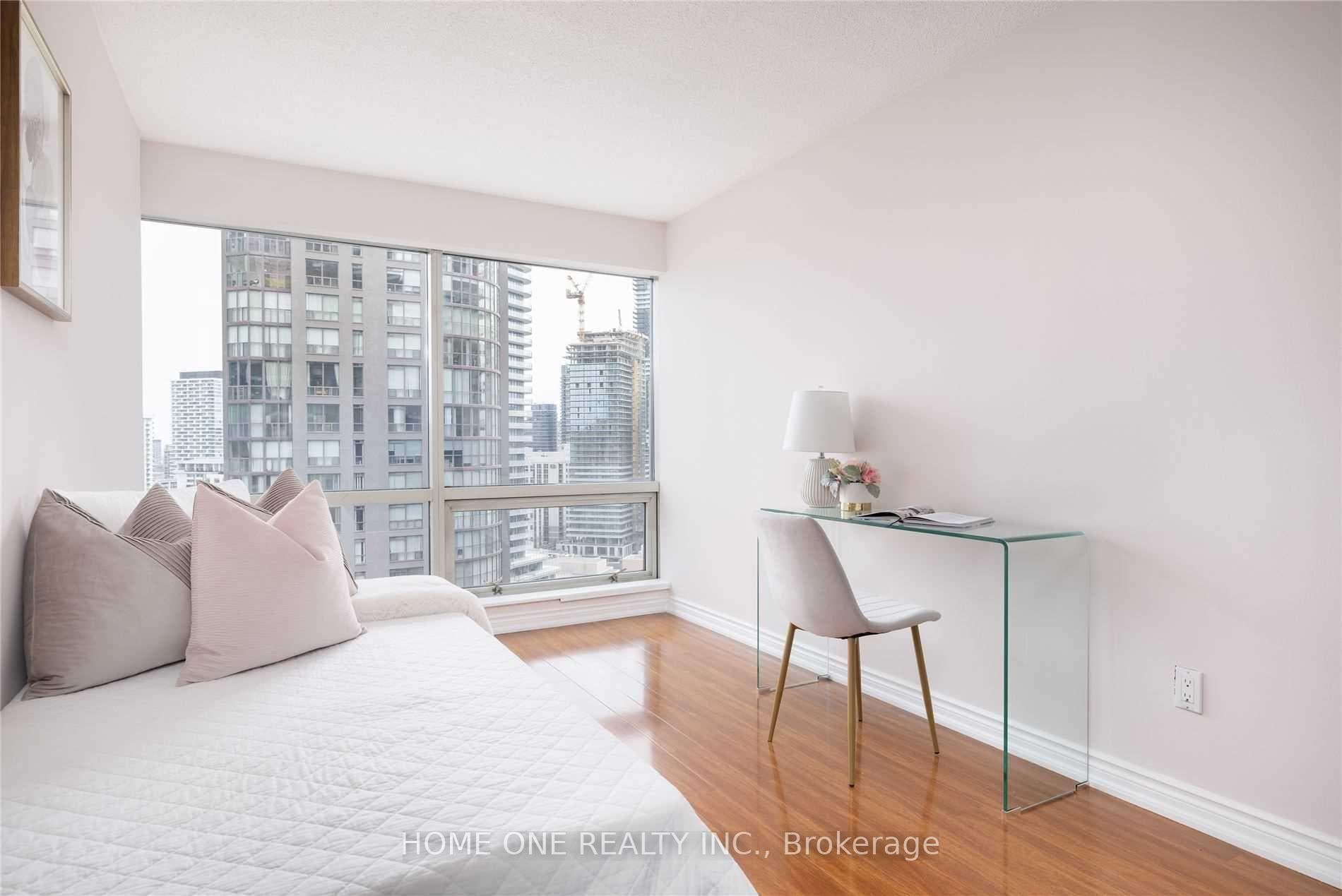 1001 Bay Street Unit 2109 photo 7