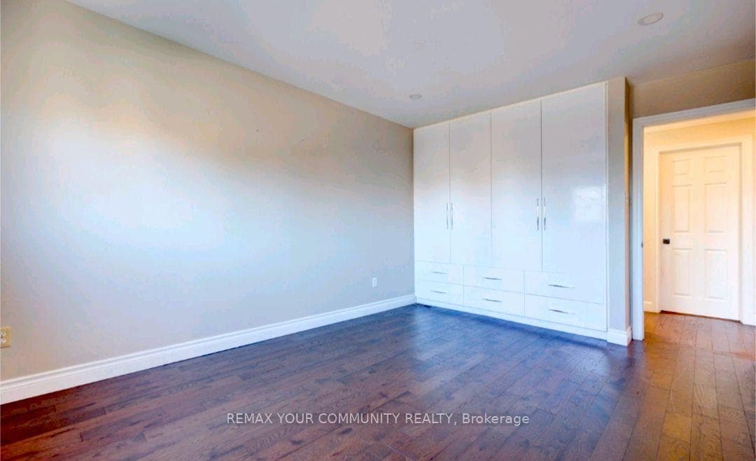 372 Dixon Boulevard photo 11