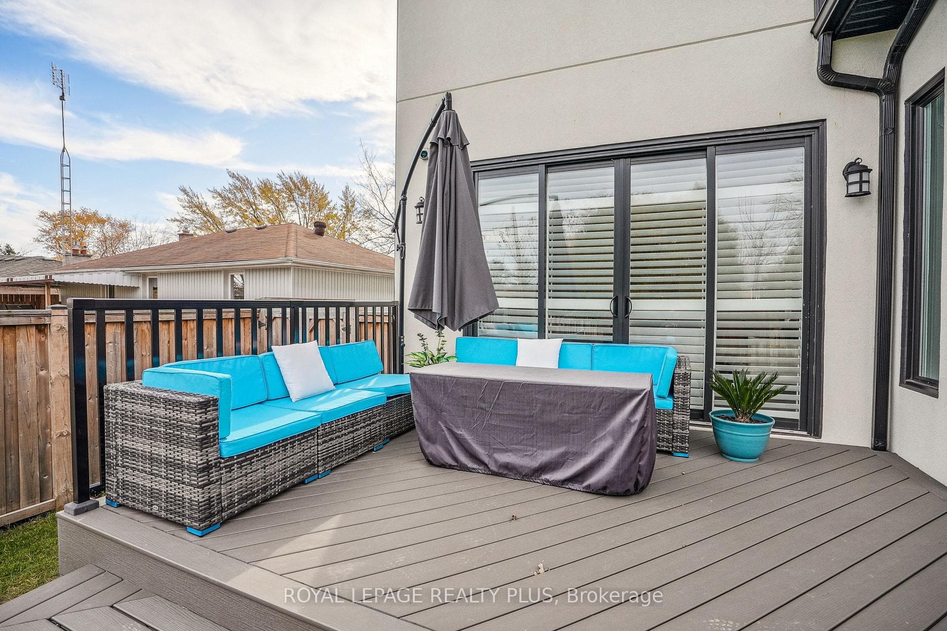 325 Ashbury Road photo 34