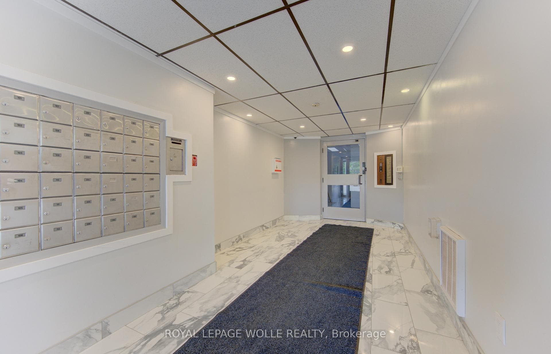 71 Vanier Drive Unit 301 photo 28