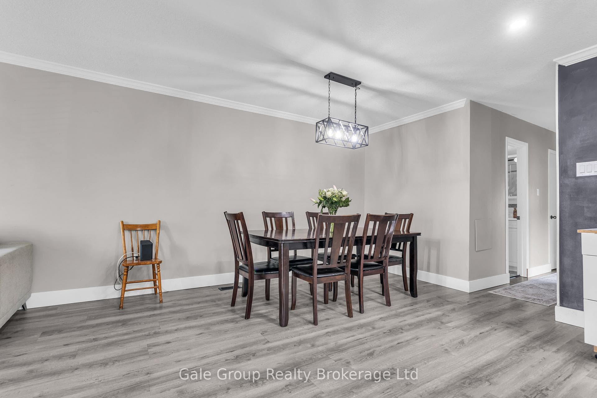 1137 Pearson Drive photo 6