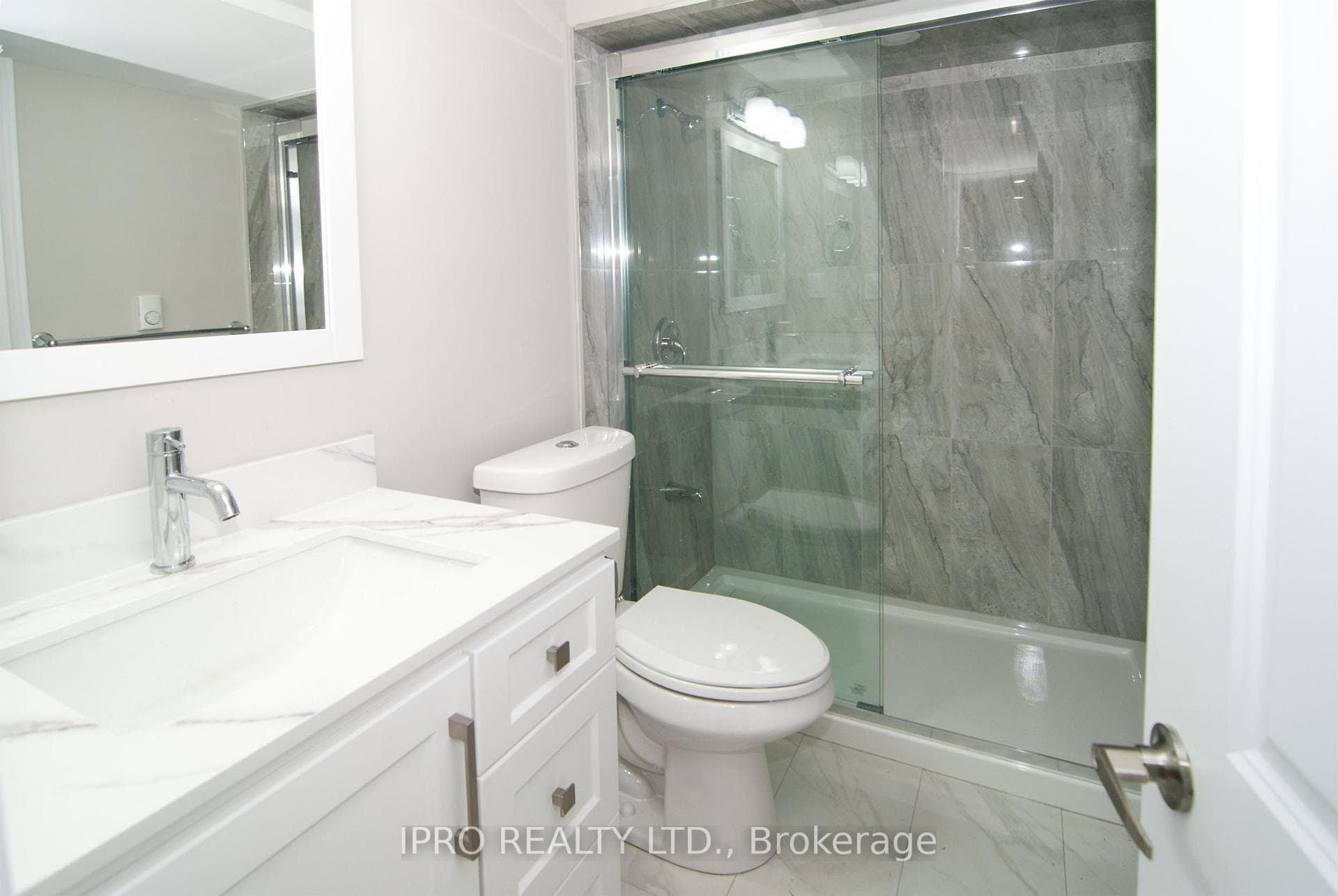 3261 Respond Road Unit bsmt photo 9