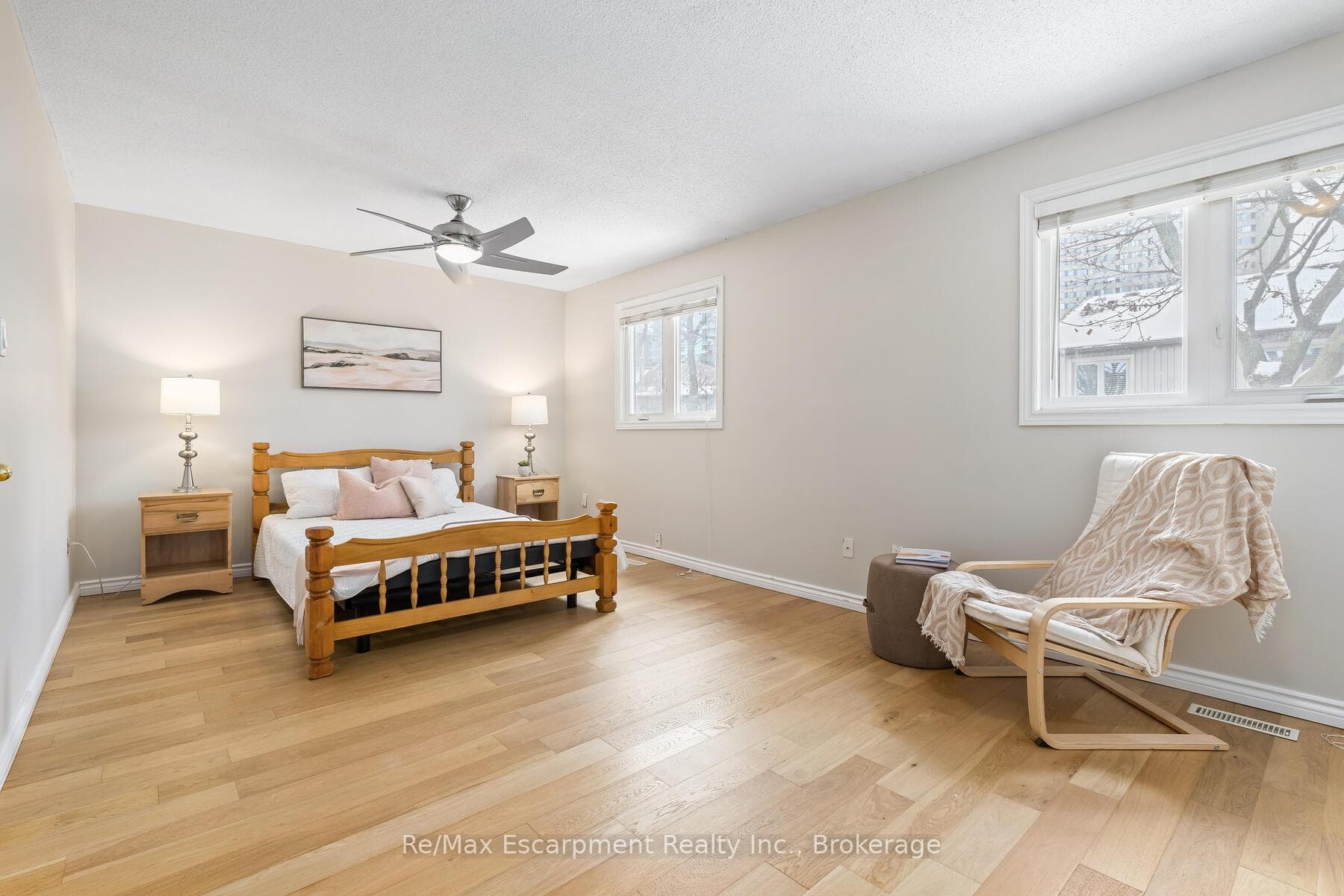 1160 Walden Circle Unit 16 photo 25