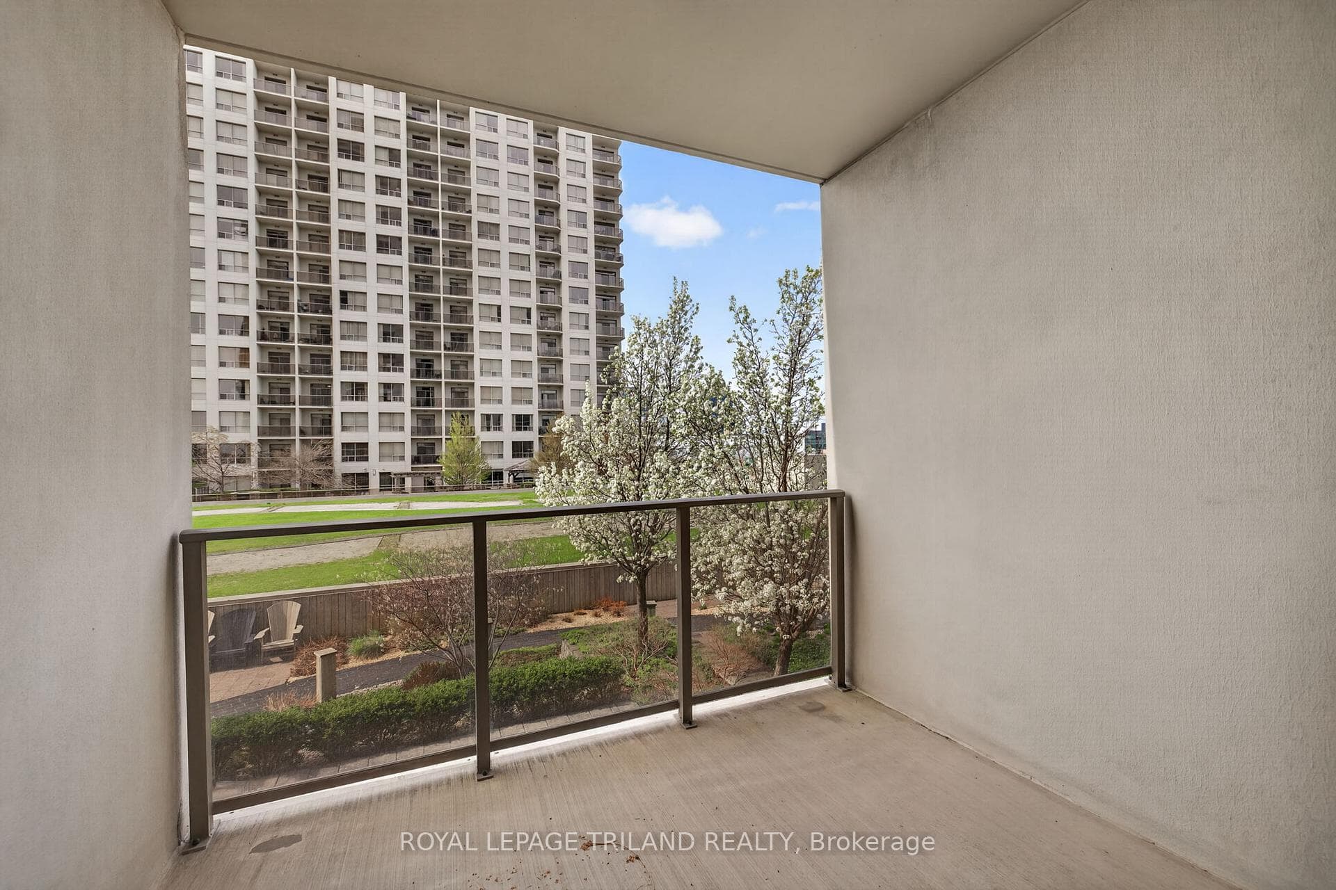 330 Ridout Street Unit 801 photo 29