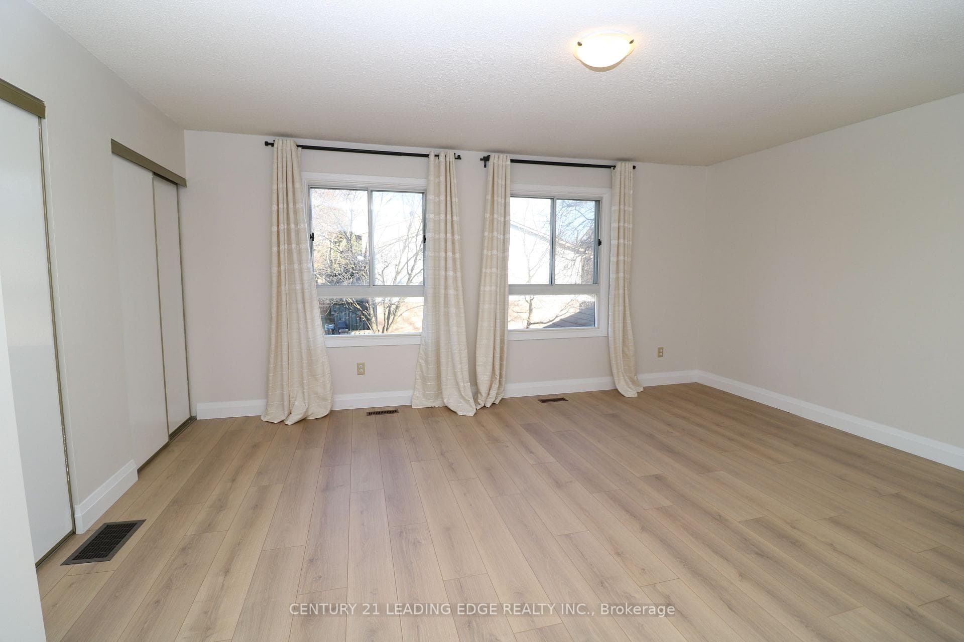 175 Alexmuir Boulevard Unit 50 photo 10
