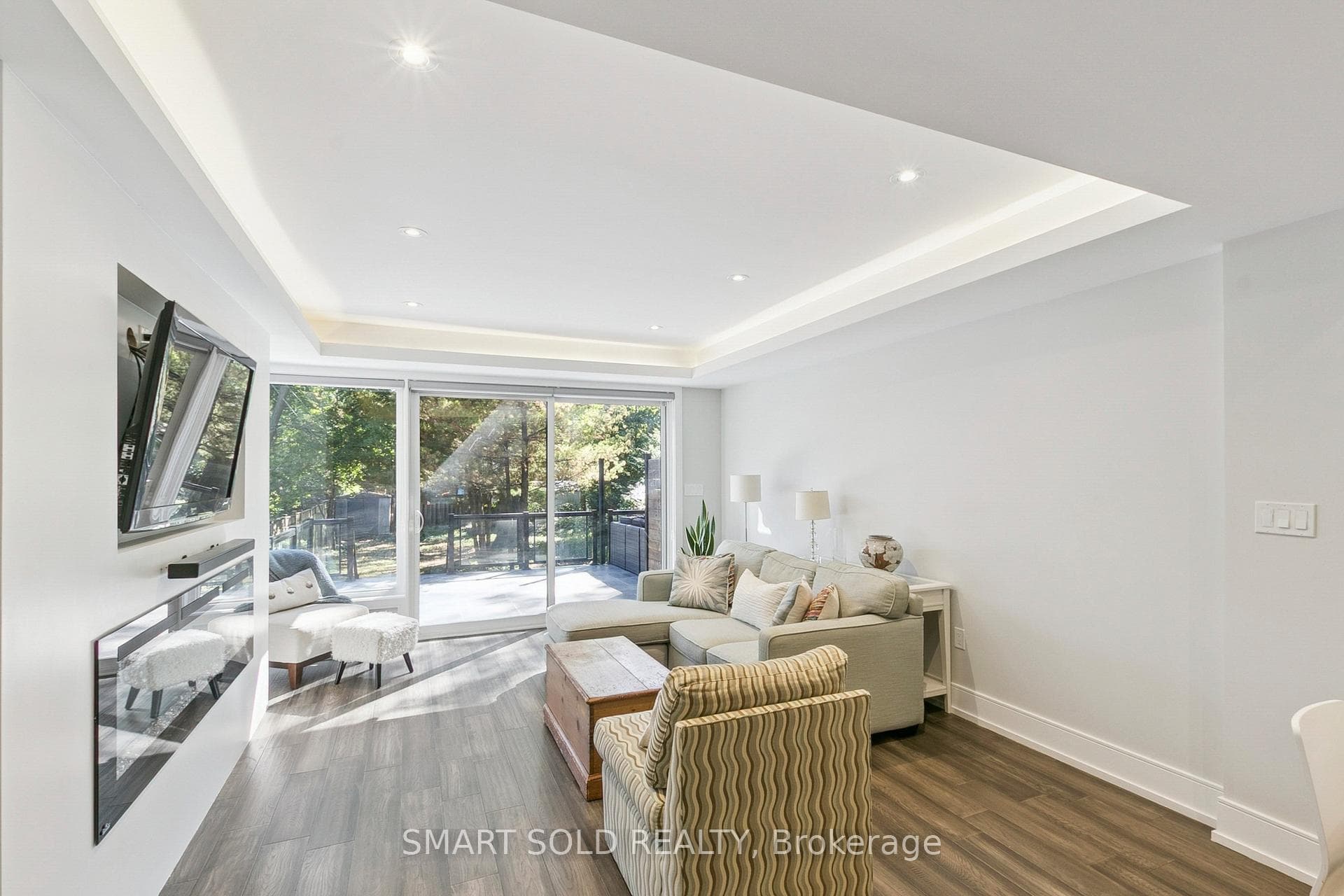 341 Balliol Street photo 9