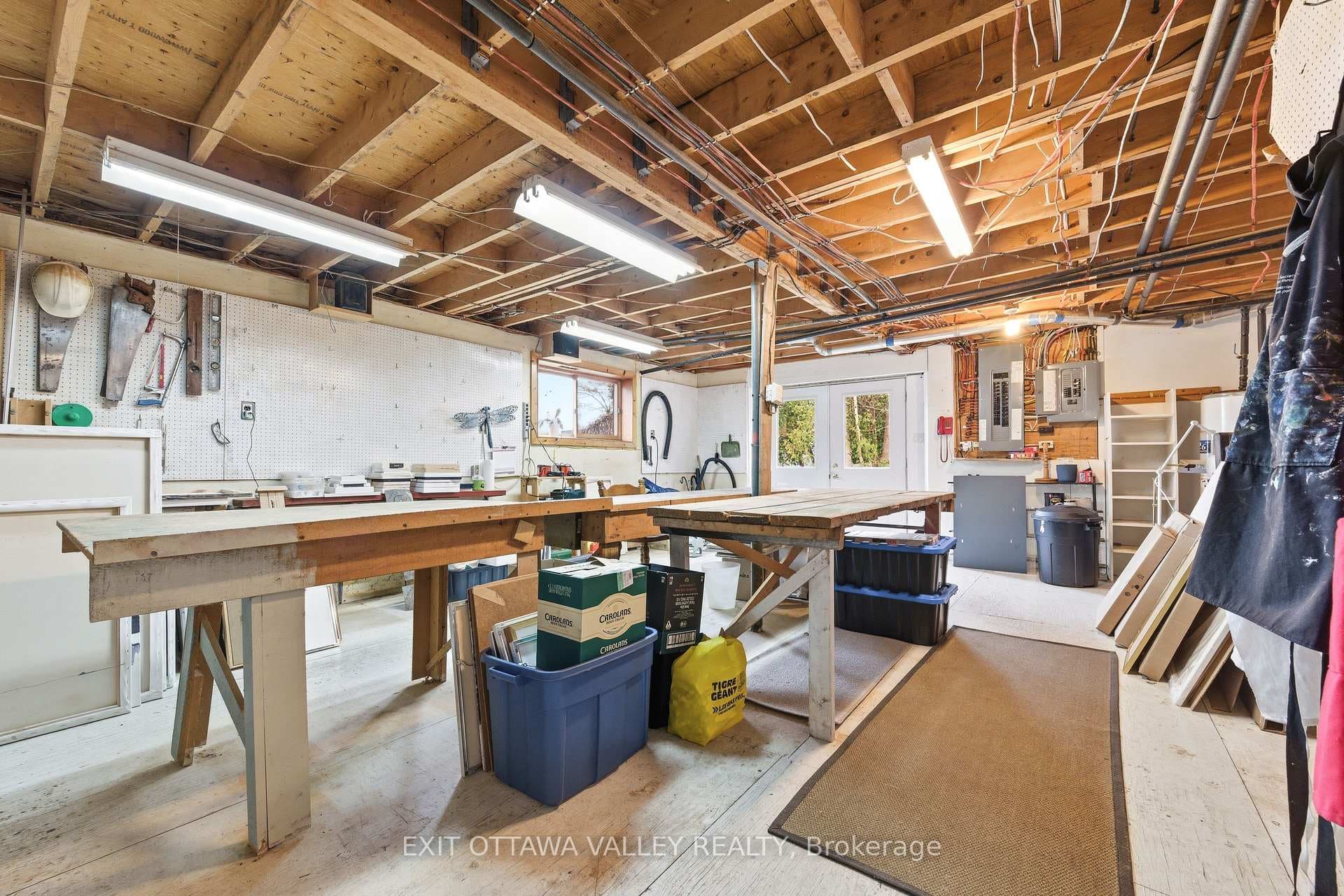71 Delaney Lane photo 32