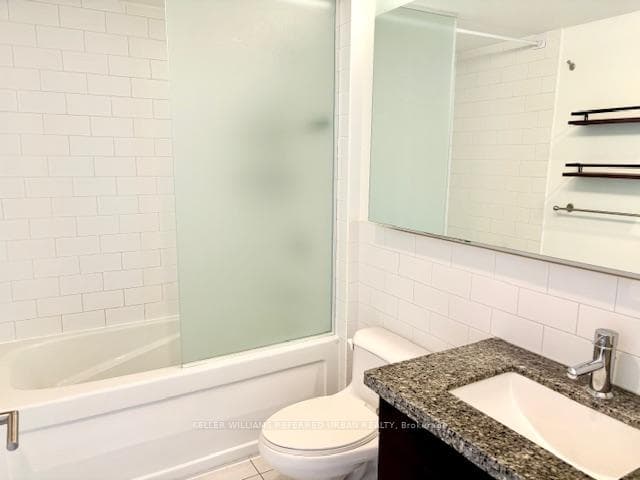 1005 King Street Unit 524 photo 7