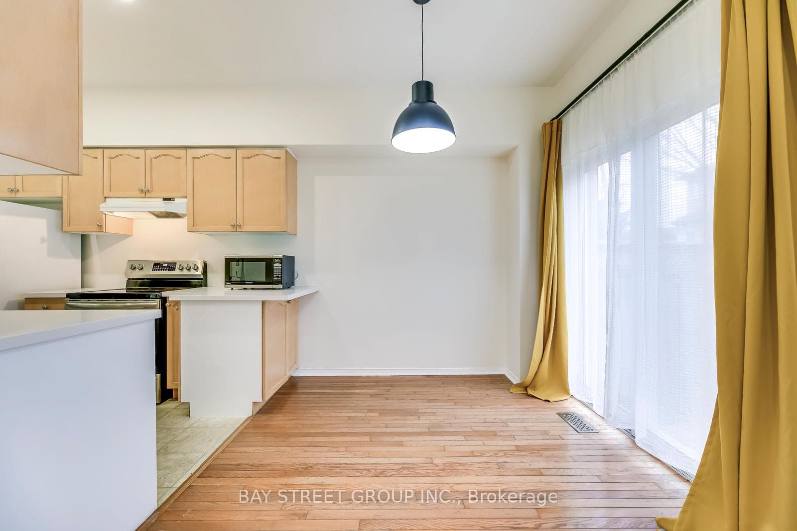 379 Rosegate Way photo 12