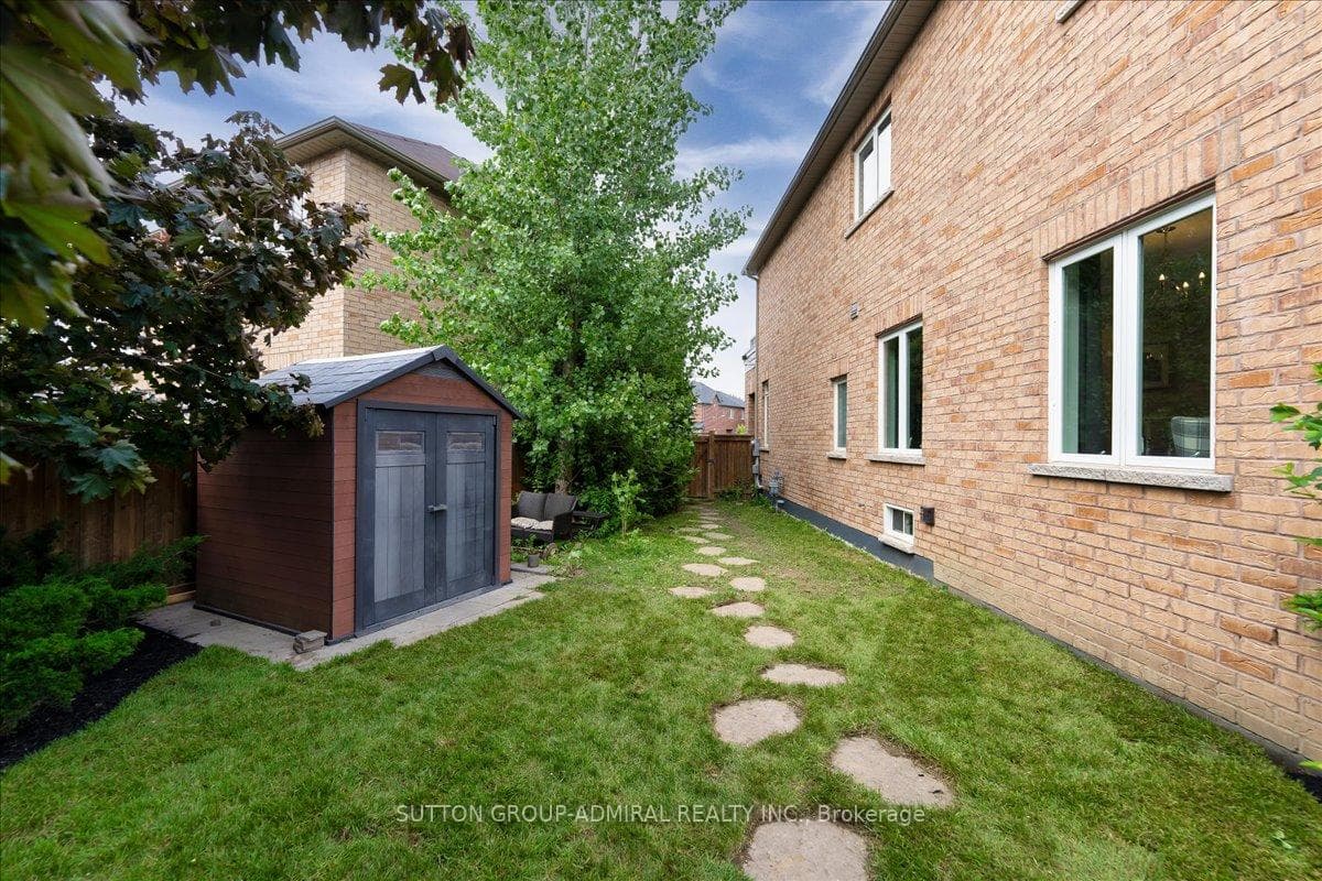 36 Rock Elm Court photo 36