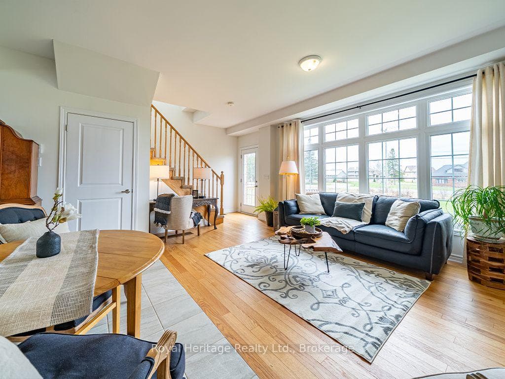 87 Summer Breeze Drive photo 8