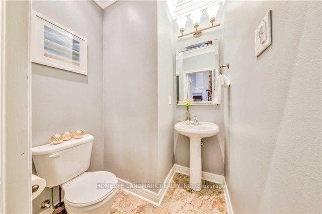 135 Rushworth Drive photo 8