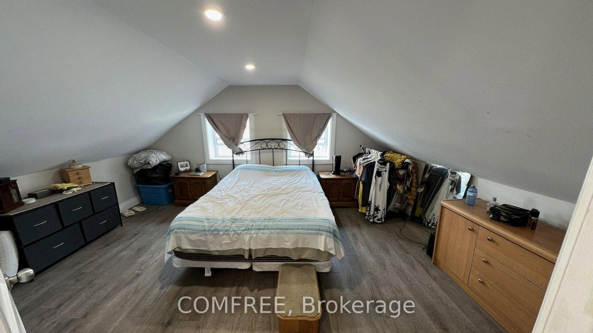 21 Monroe Avenue photo 11