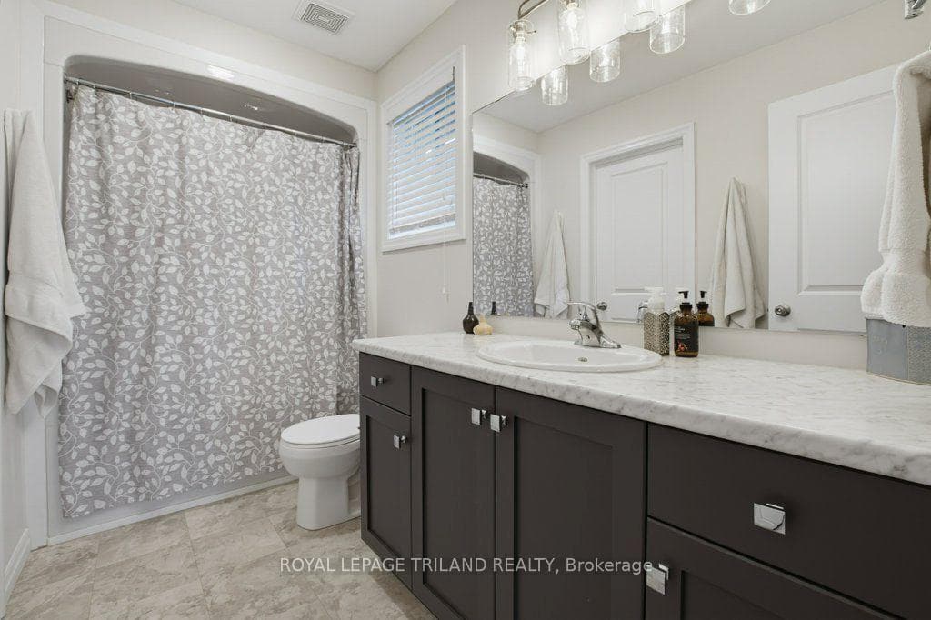 226 Peach Tree Boulevard photo 20