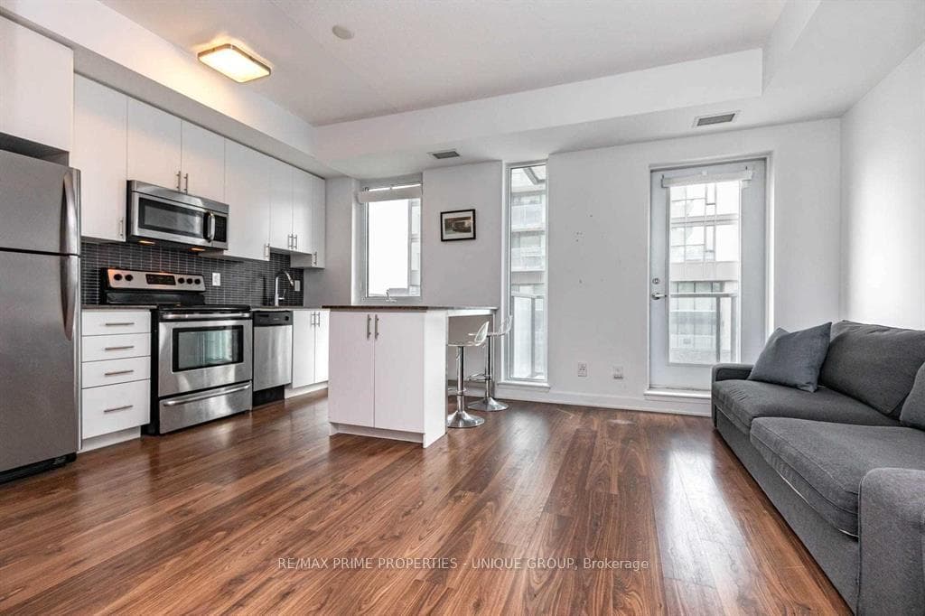 260 Sackville Street Unit 812 photo 2