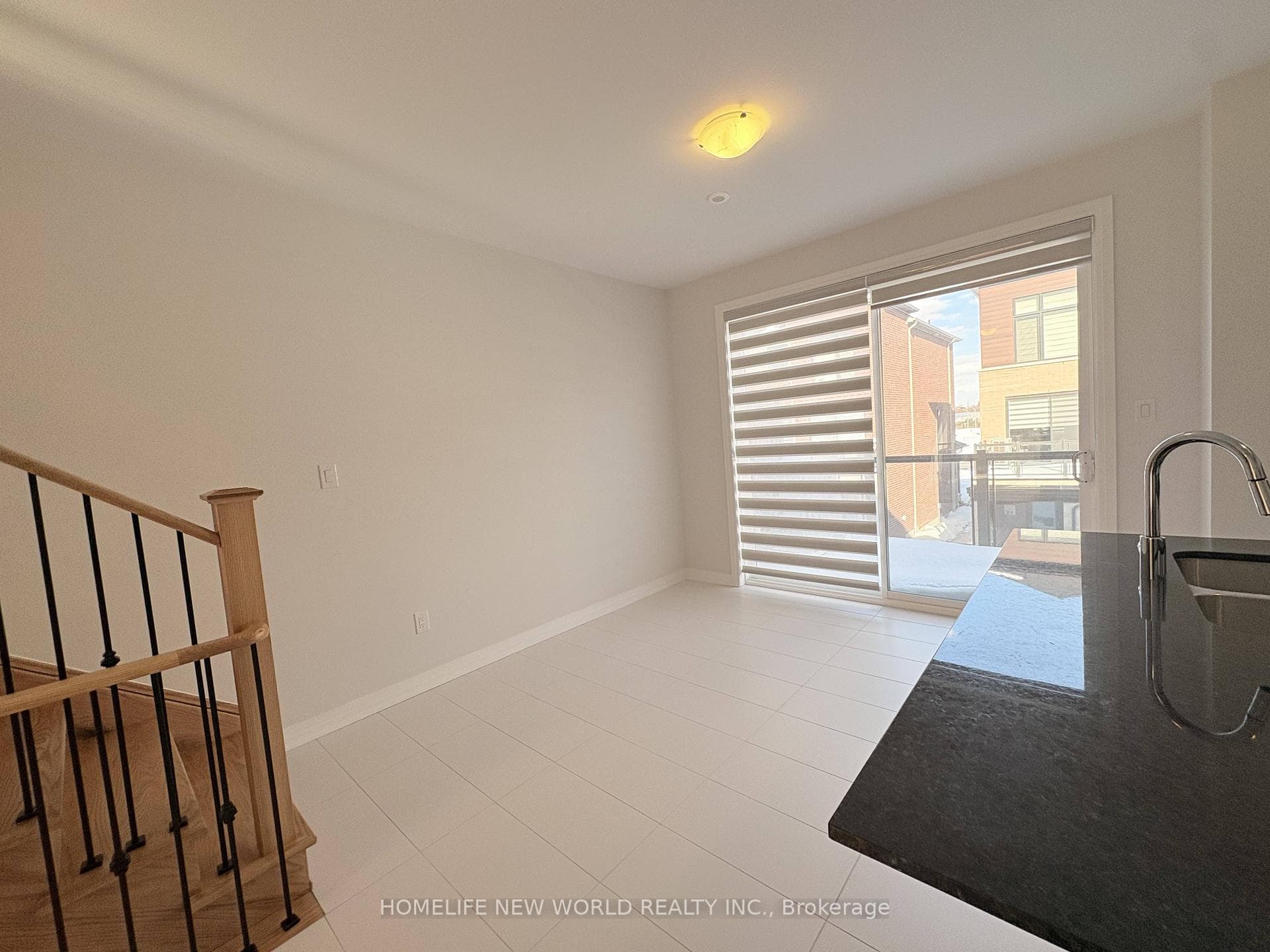 8 Lounts Lane photo 15