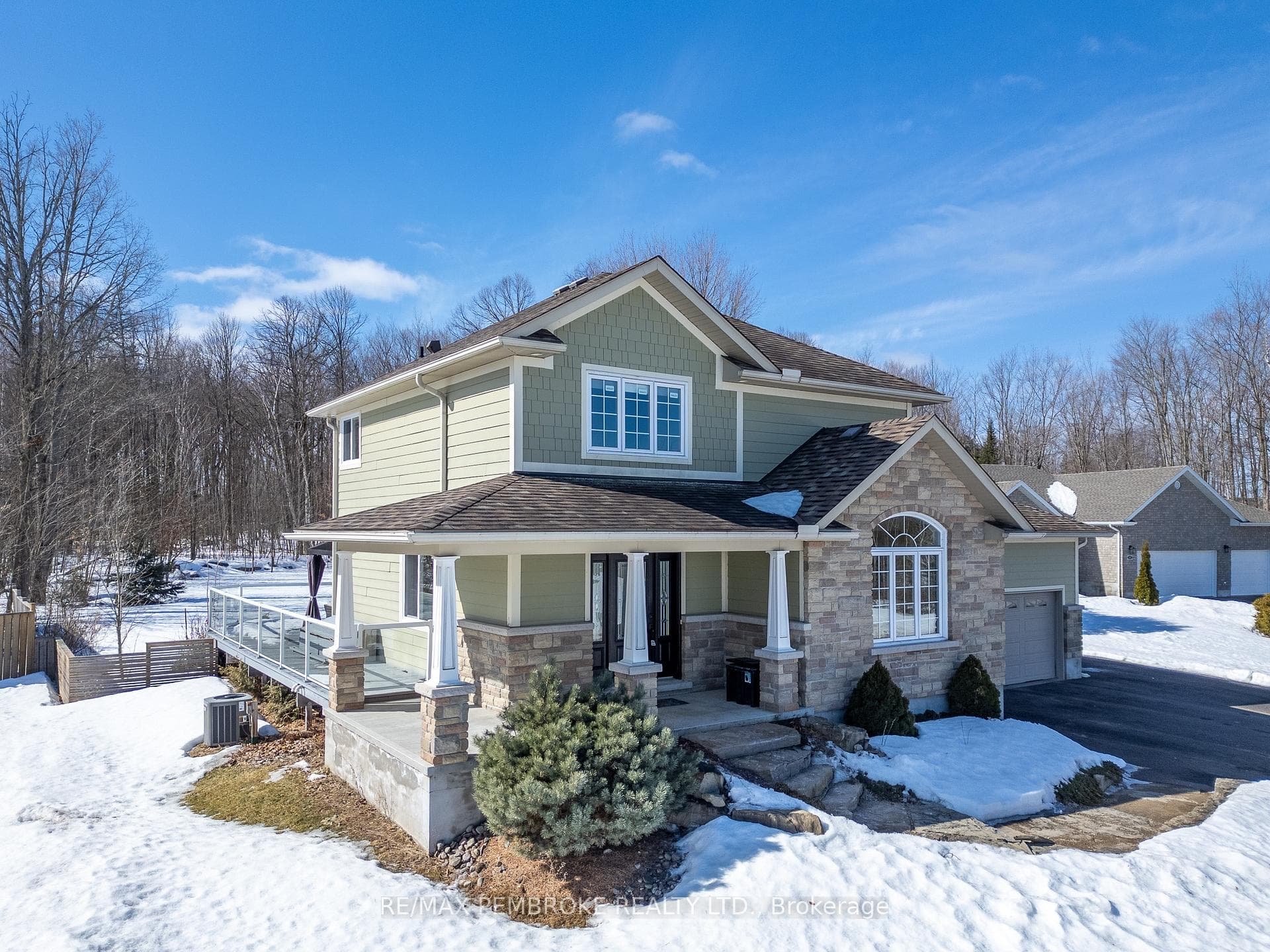 63 Heron Drive photo 3