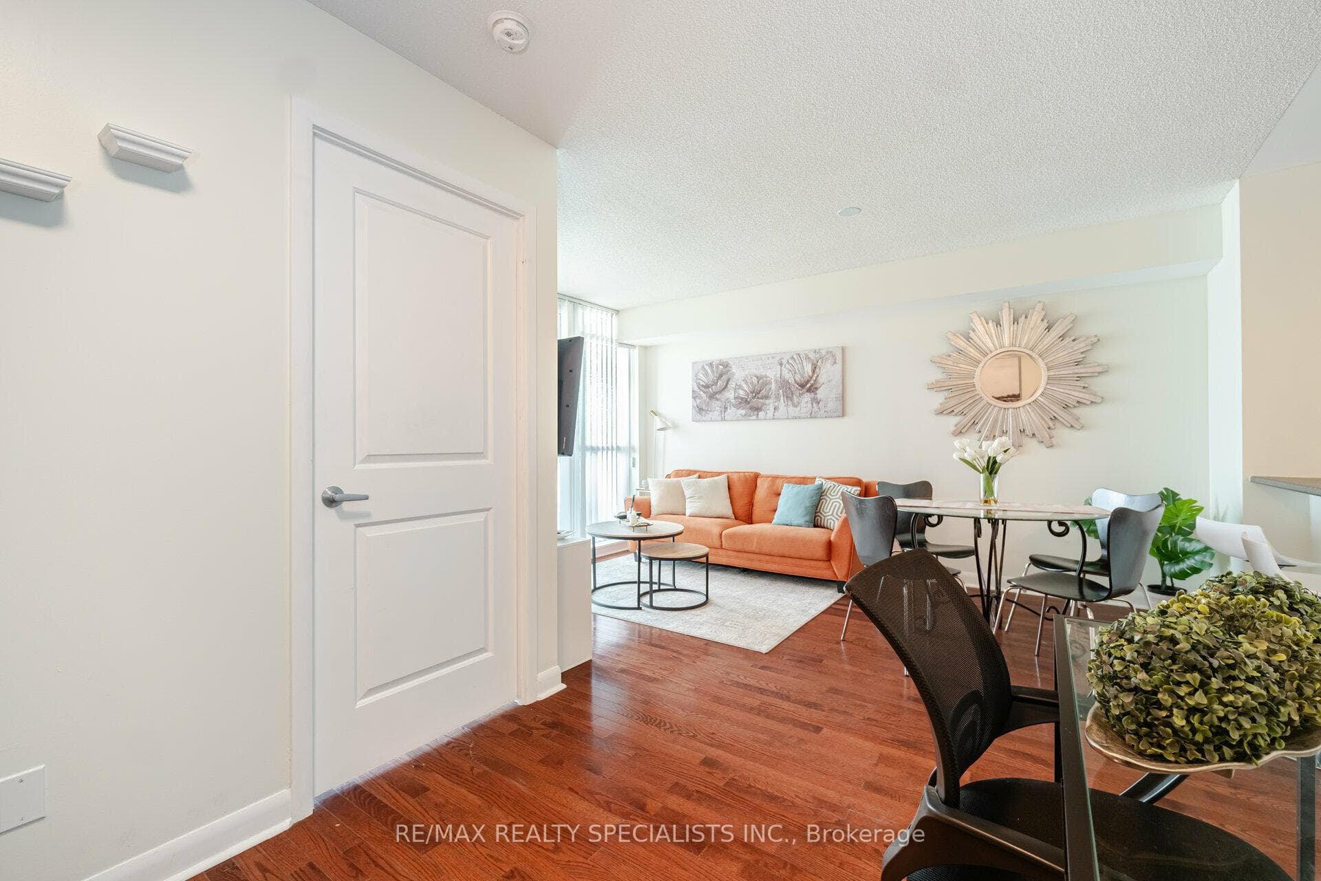 235 Sherway Gardens Road Unit 1609 photo 15
