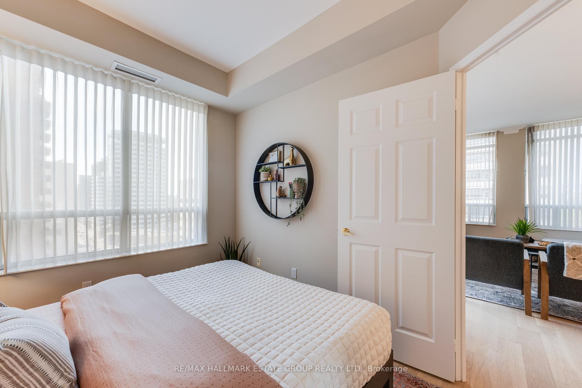 38 Avoca Avenue Unit 1508 photo 27