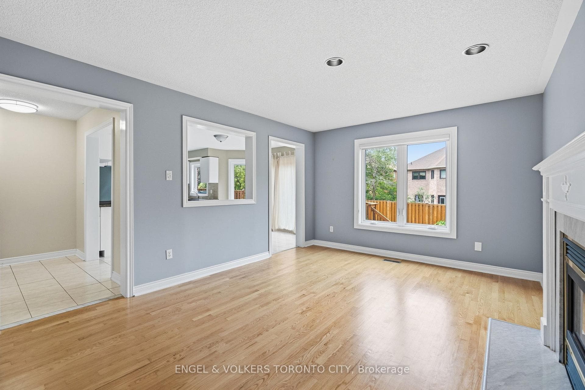 24 Timber Valley Avenue photo 18