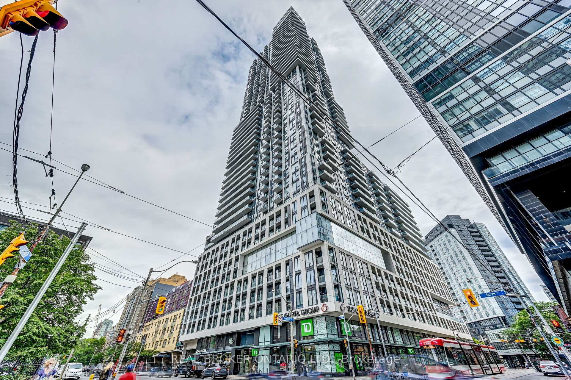 251 Jarvis Street Unit 1606 photo 1