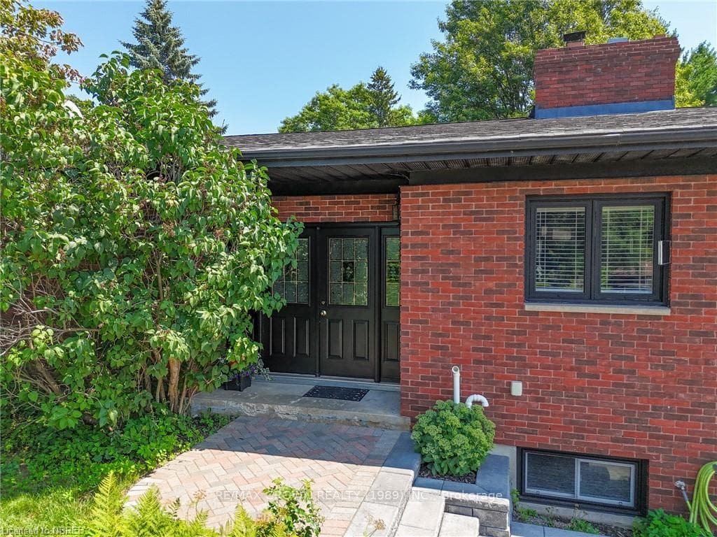 387 MCKEE Drive photo 45