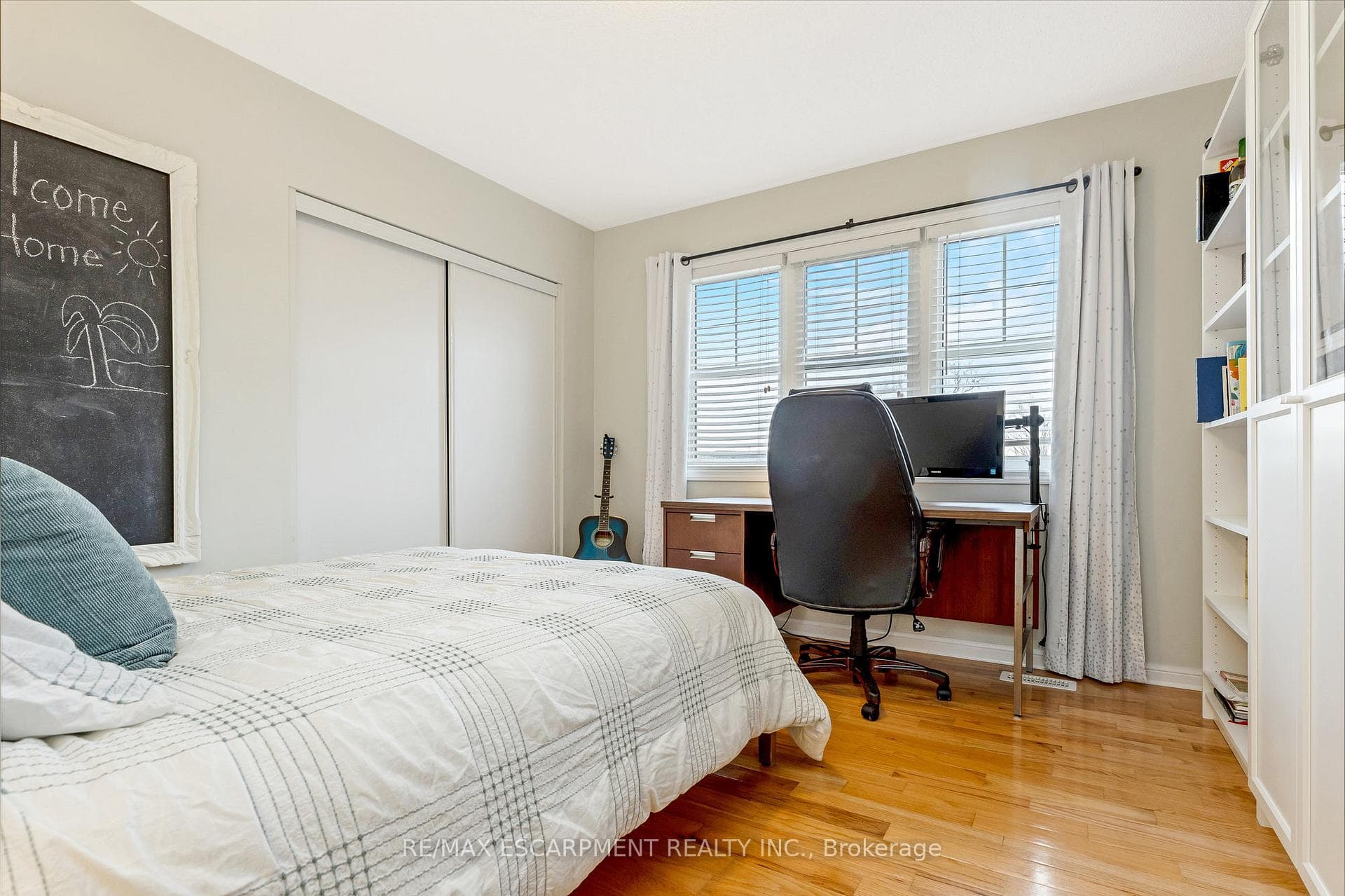 279 LEITERMAN Drive photo 23