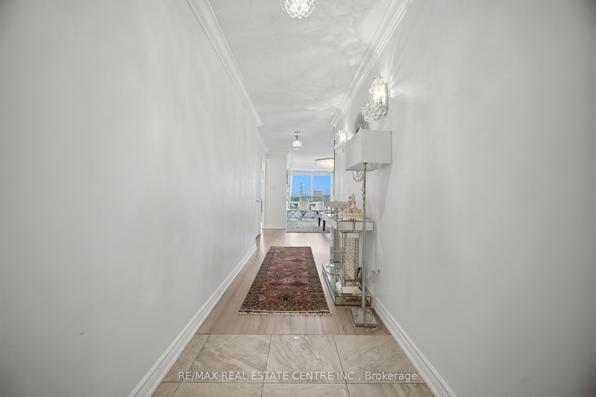 1470 Midland Avenue Unit 718 photo 6