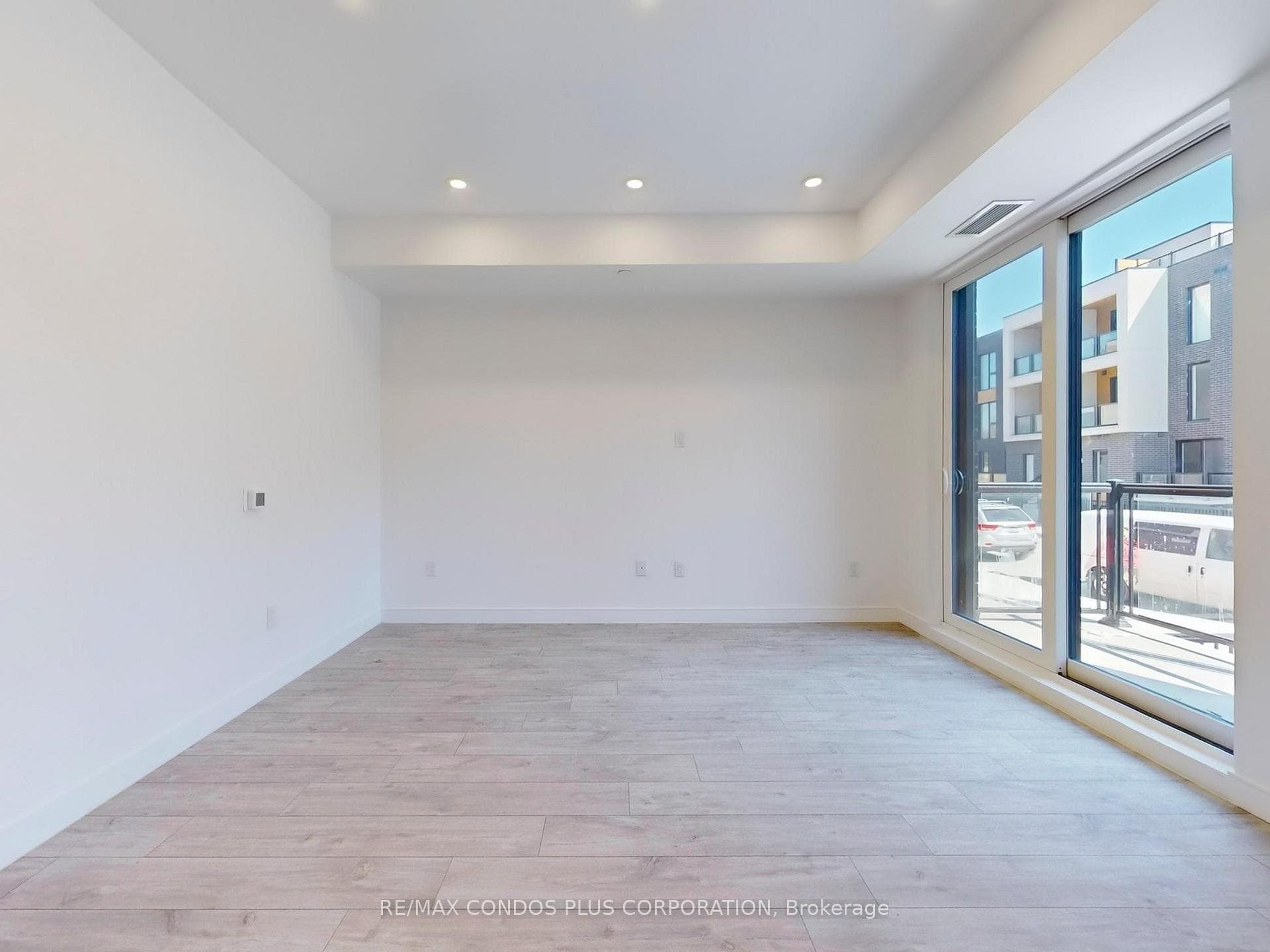 170 Clonmore Drive Unit 5 photo 4