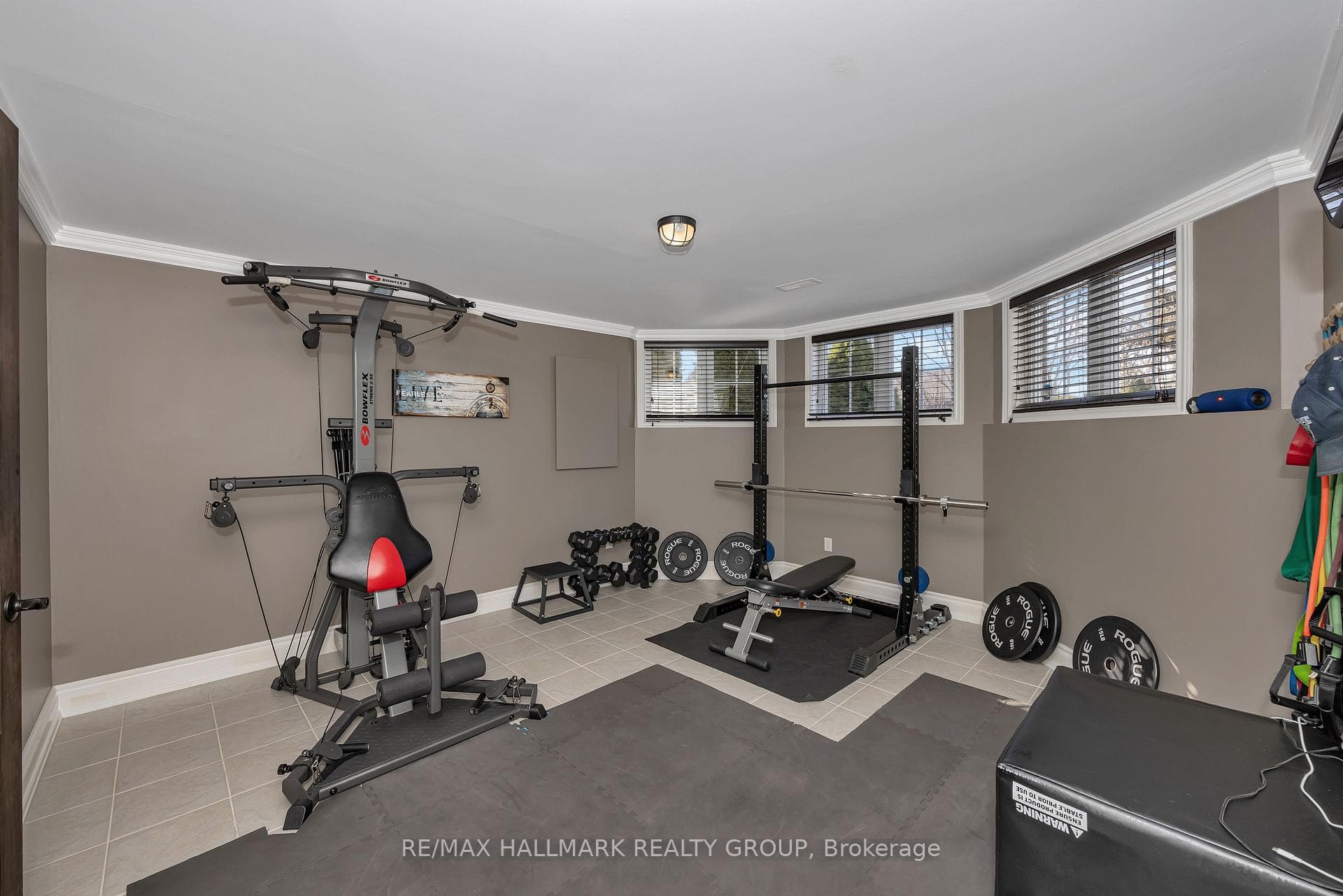 6694 Stanmore Street photo 40