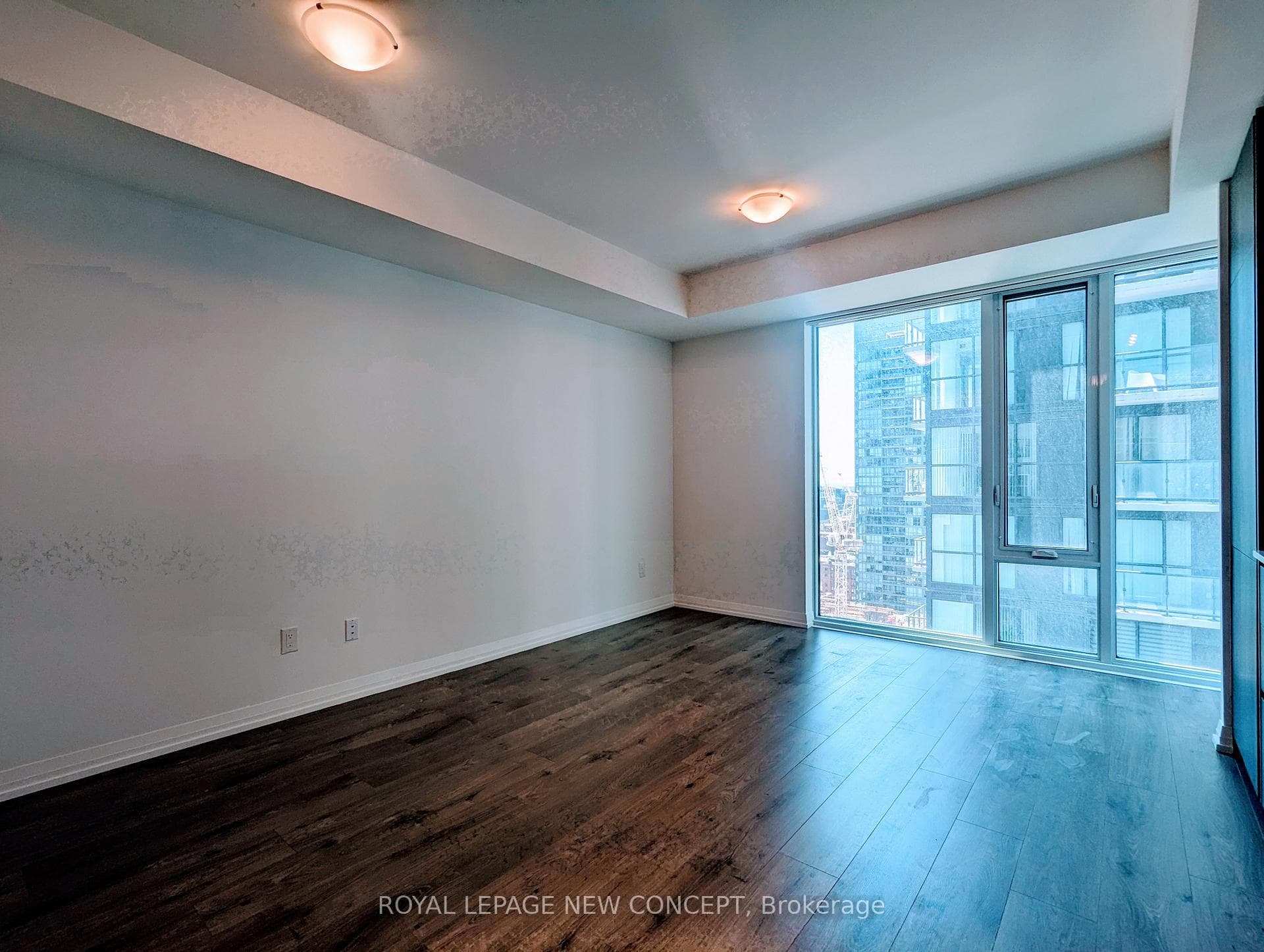 8 Widmer Street Unit 2601 photo 2