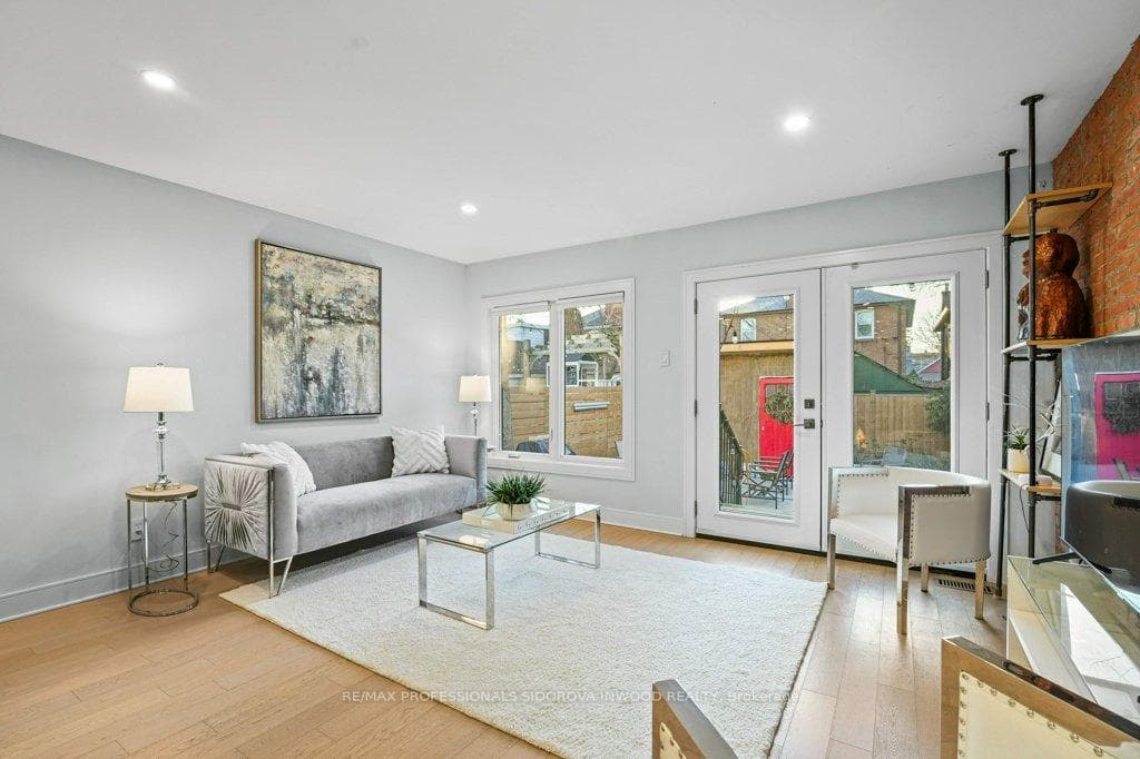 24 Priscilla Avenue photo 13