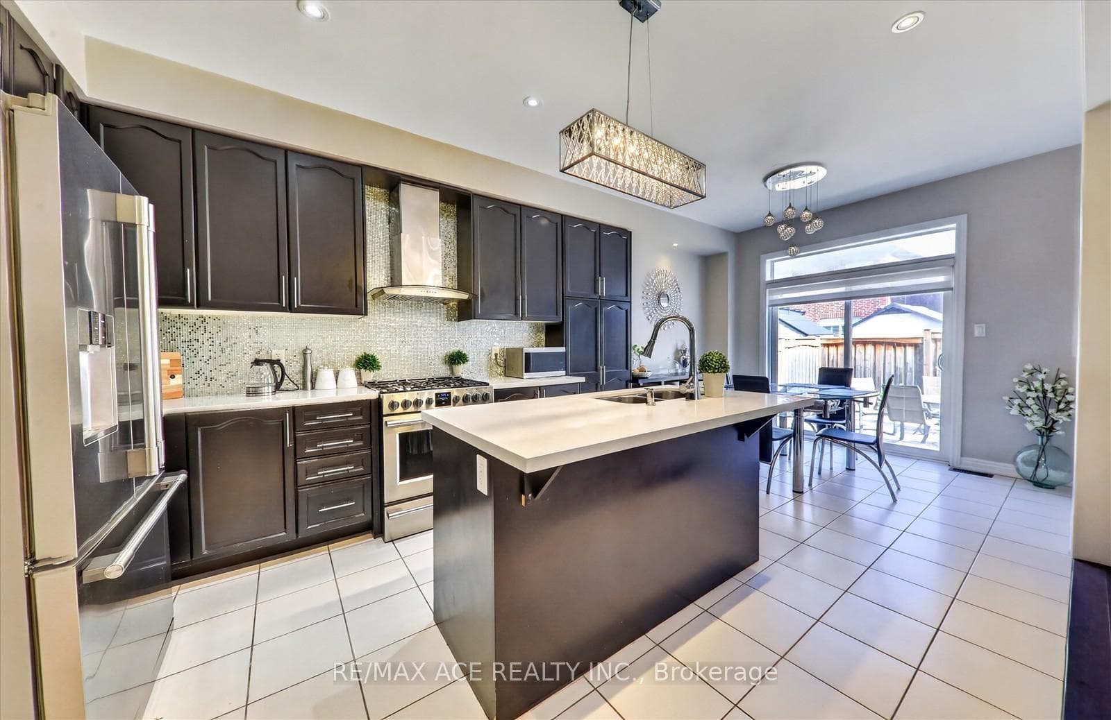 10 Andreeta Drive photo 15