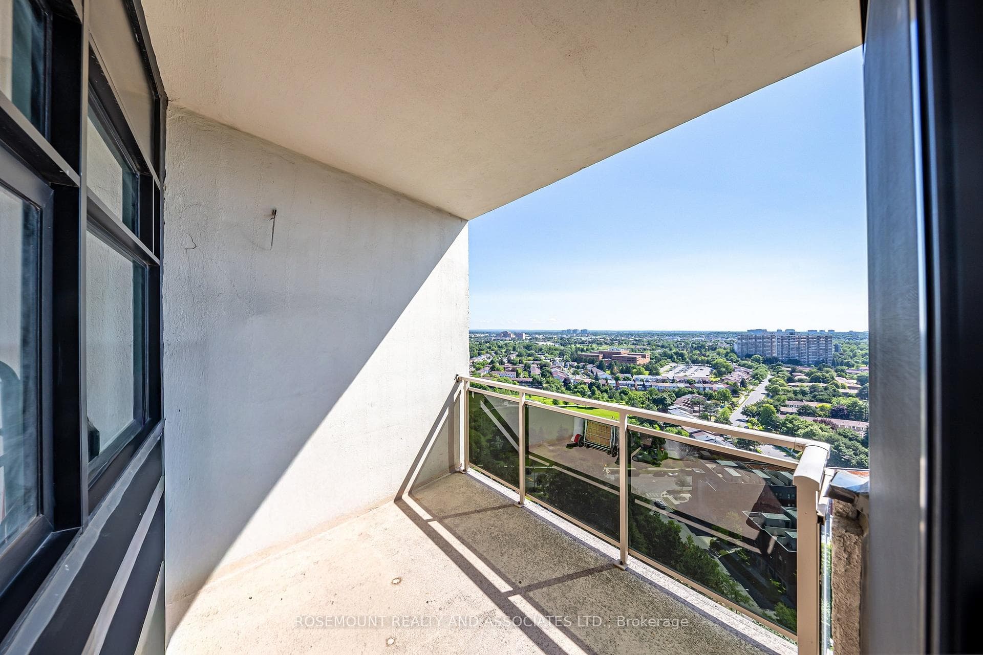 100 Echo Point Unit Ph07 photo 18
