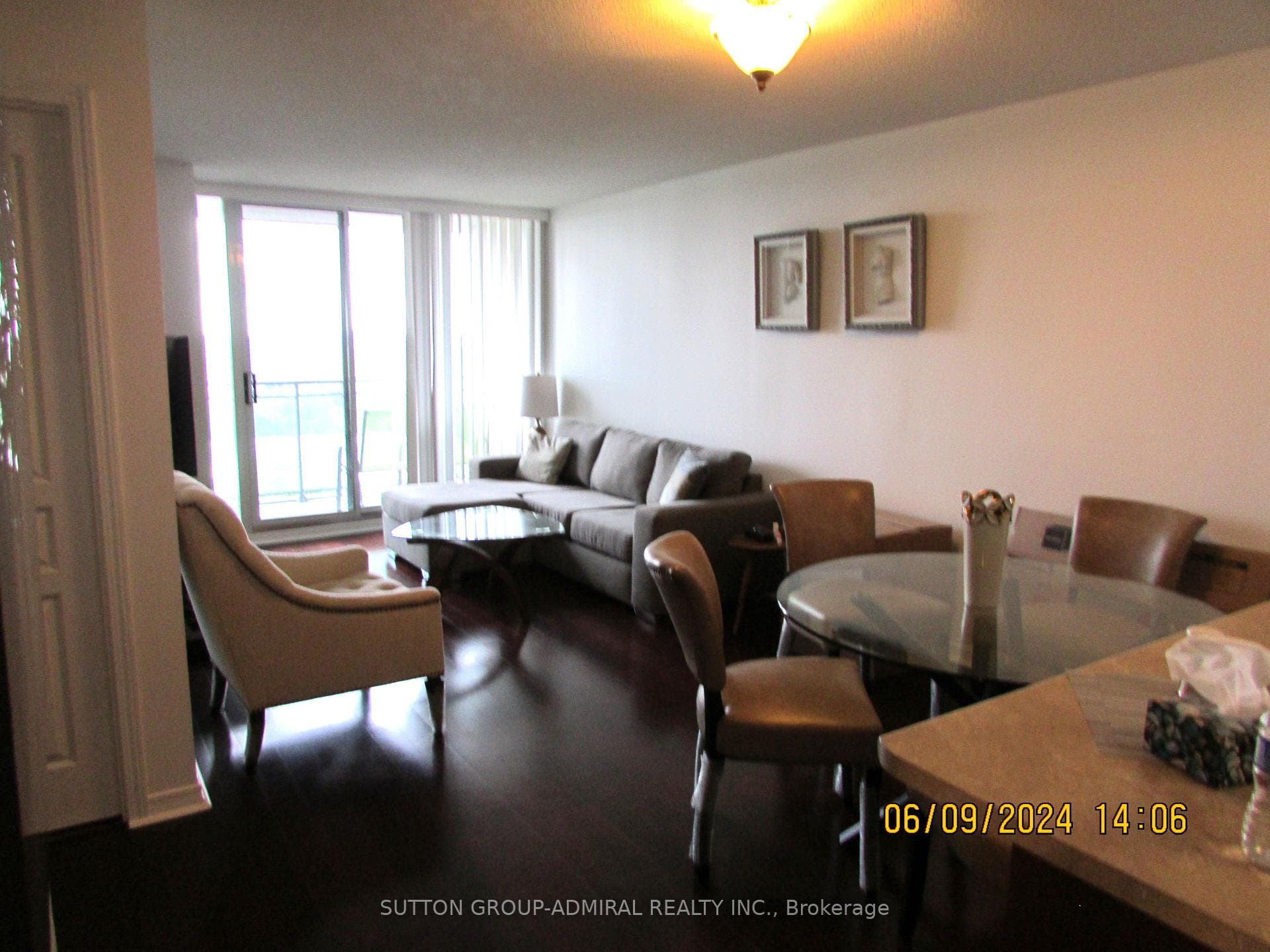 330 Red Maple Road Unit 1107 photo 5