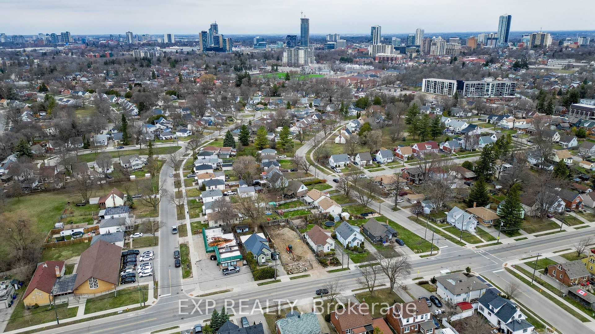 548 Stirling Avenue photo 7