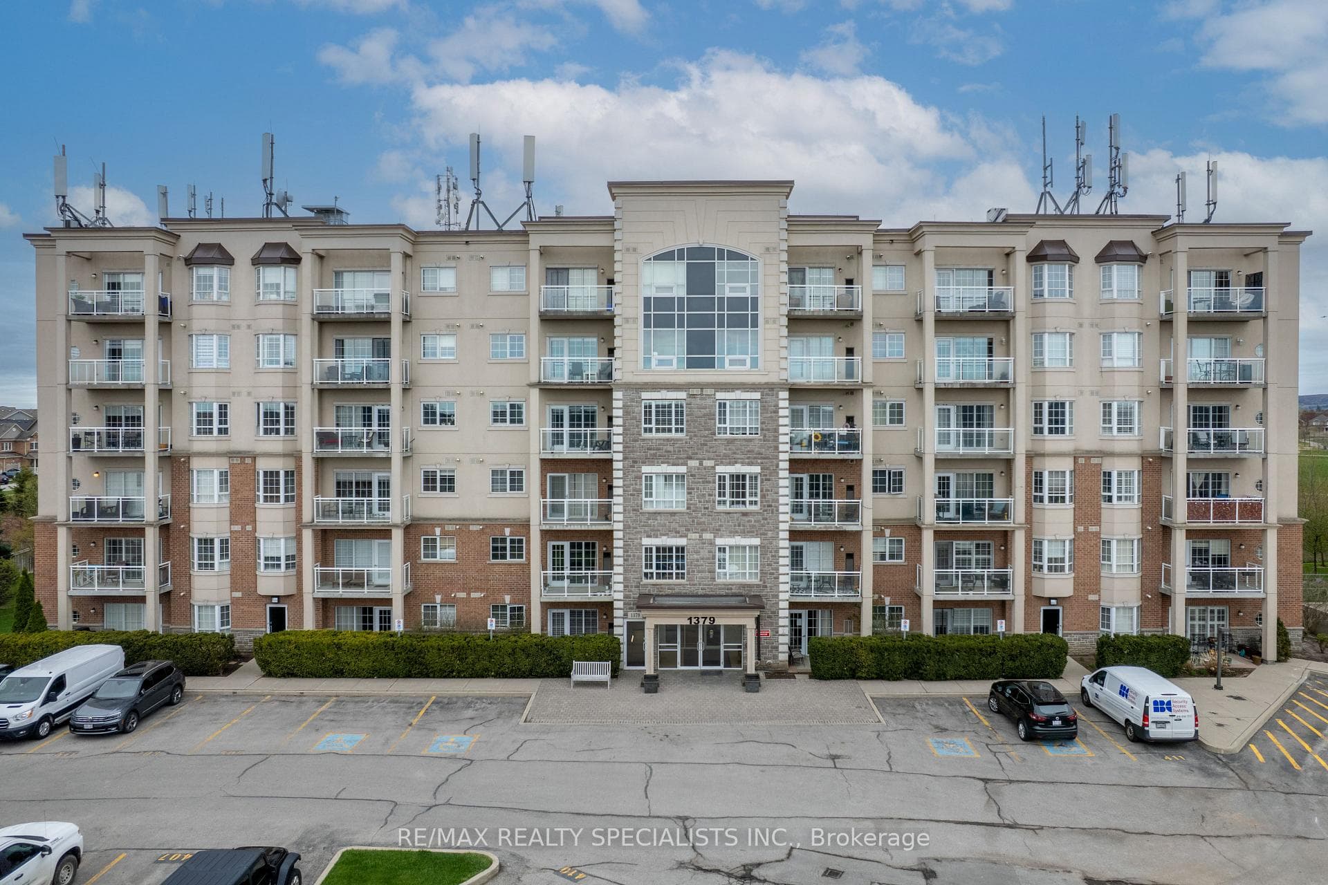 1379 Costigan Road Unit 201 photo 1
