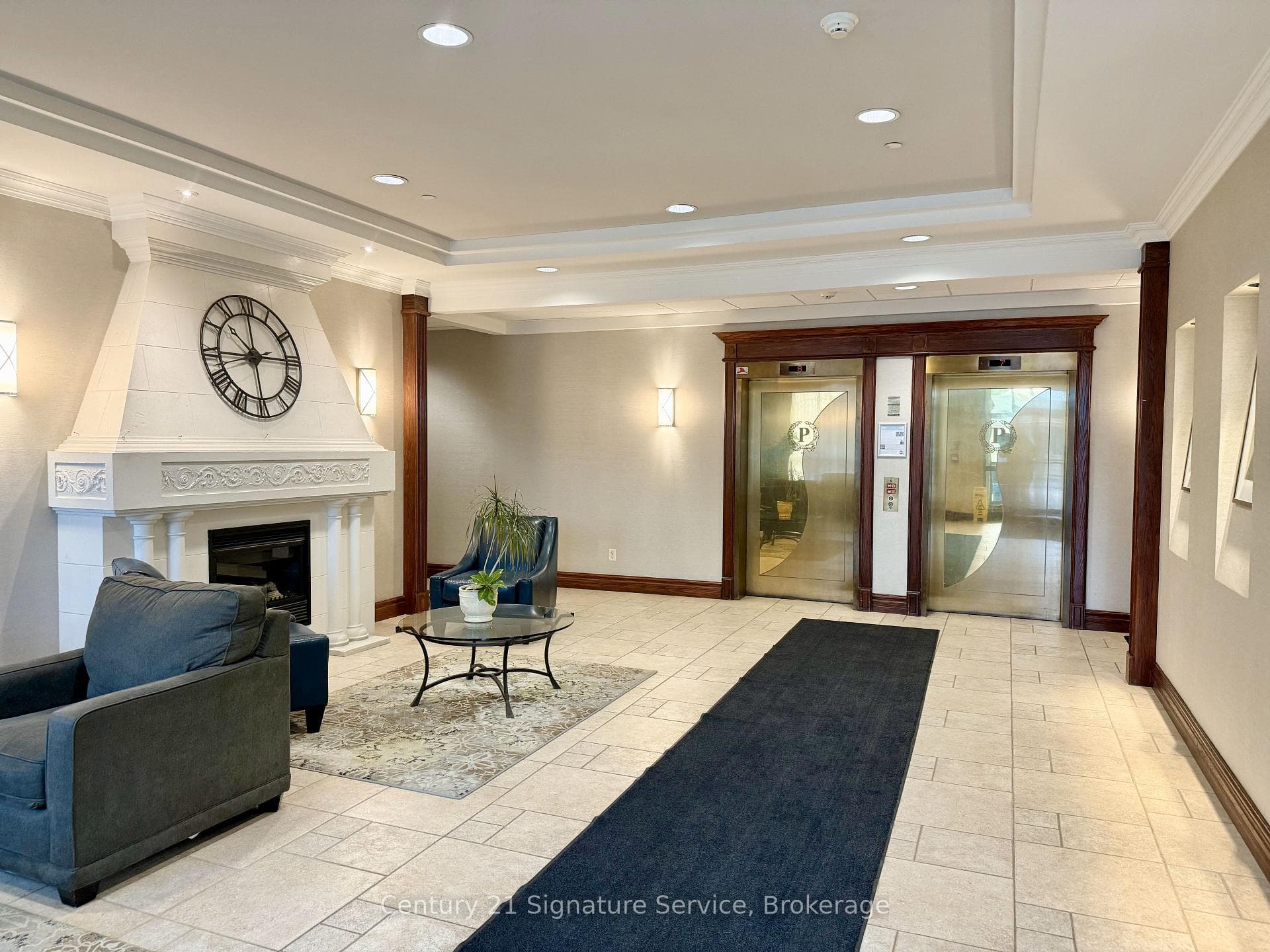 2545 Erin Centre Boulevard Unit 1802 photo 6