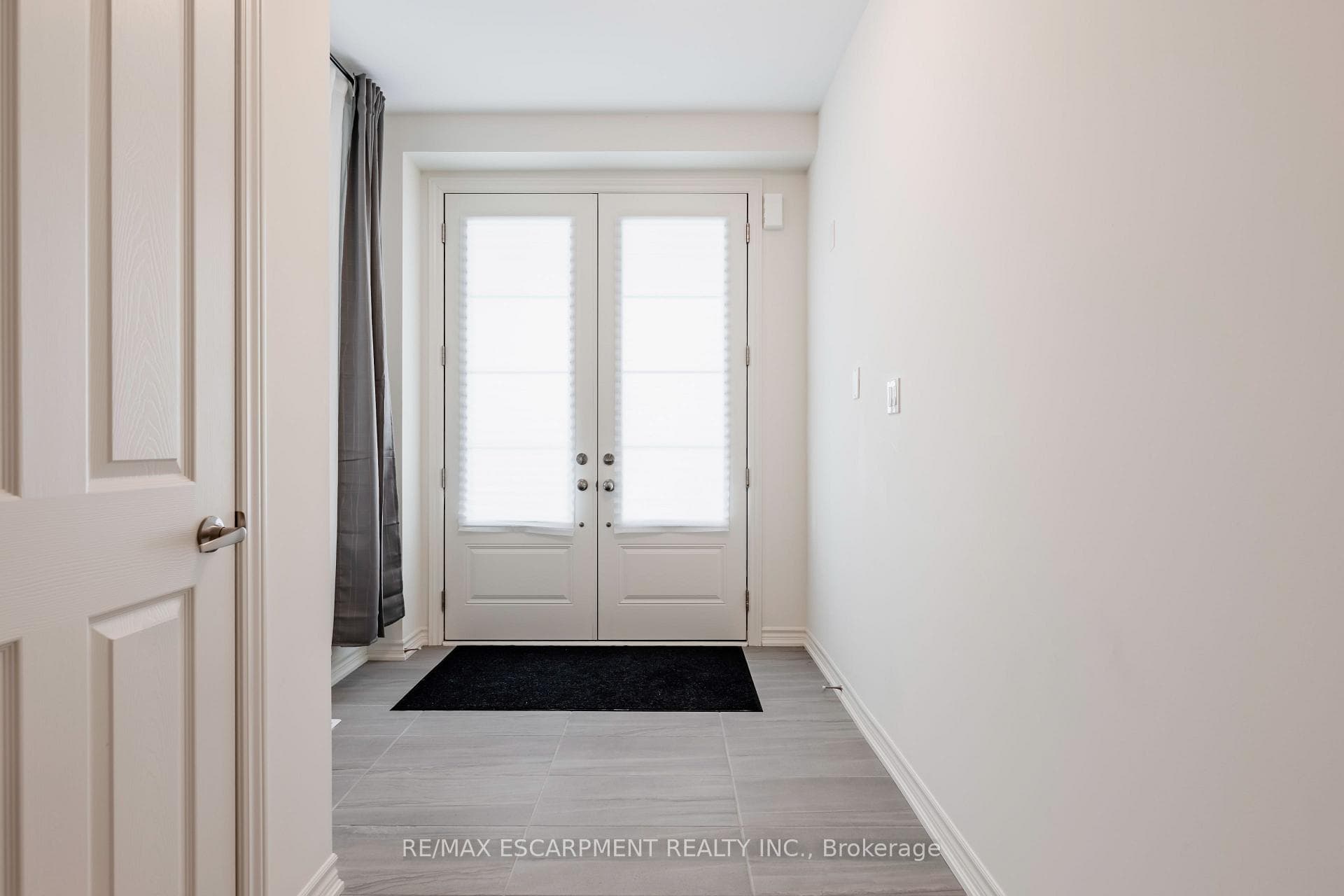 48 Sparrow Way photo 5