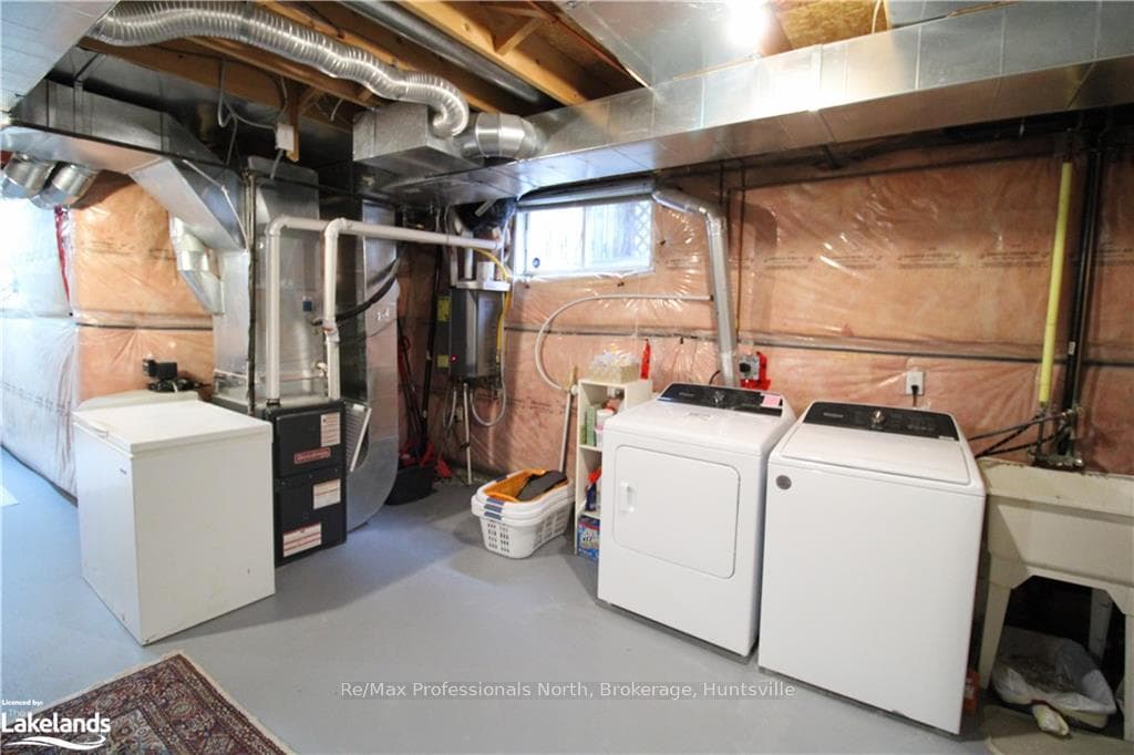 169 TAYLOR Drive photo 45