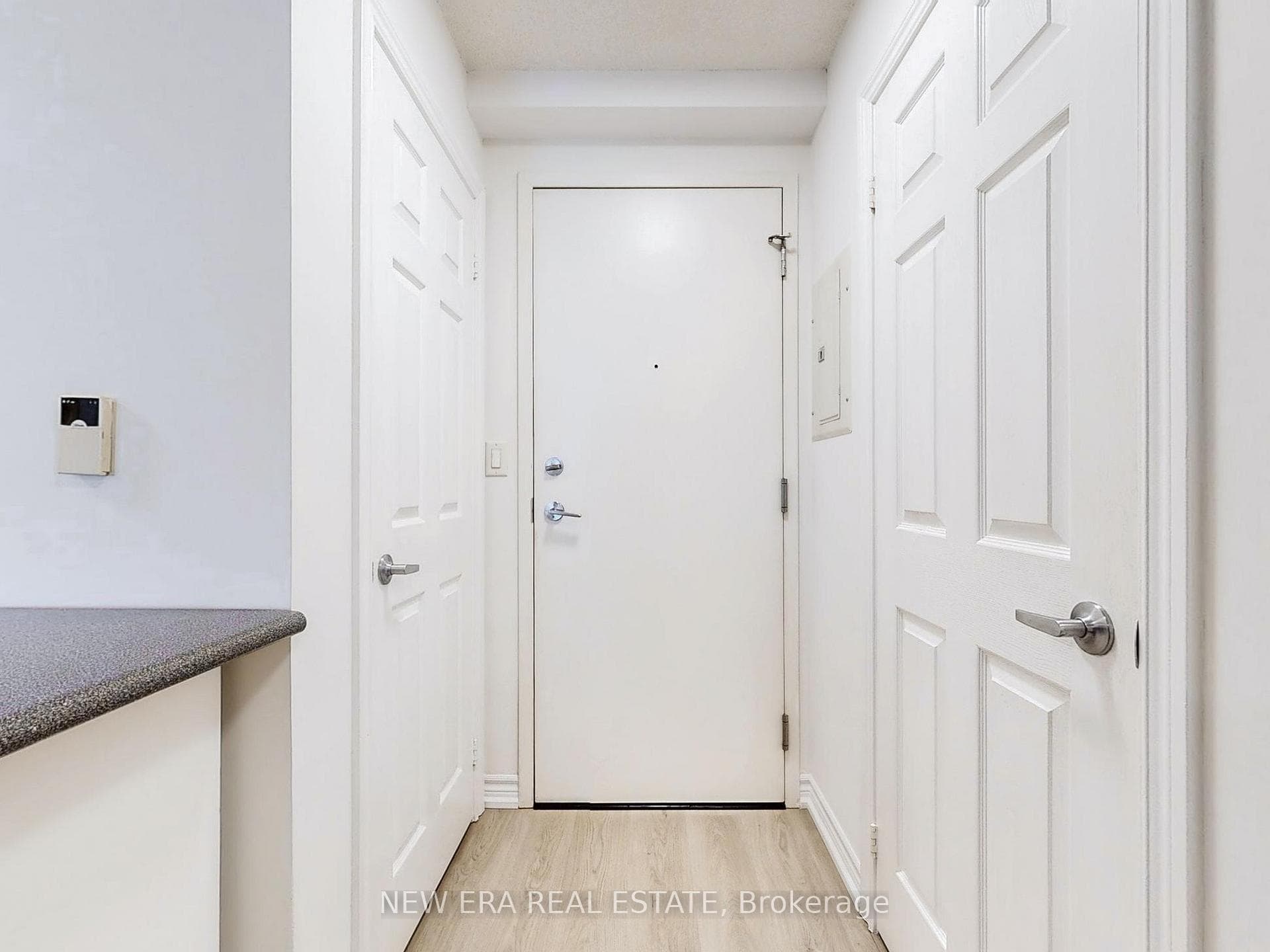 3888 Duke Of York Boulevard Unit 923 photo 20
