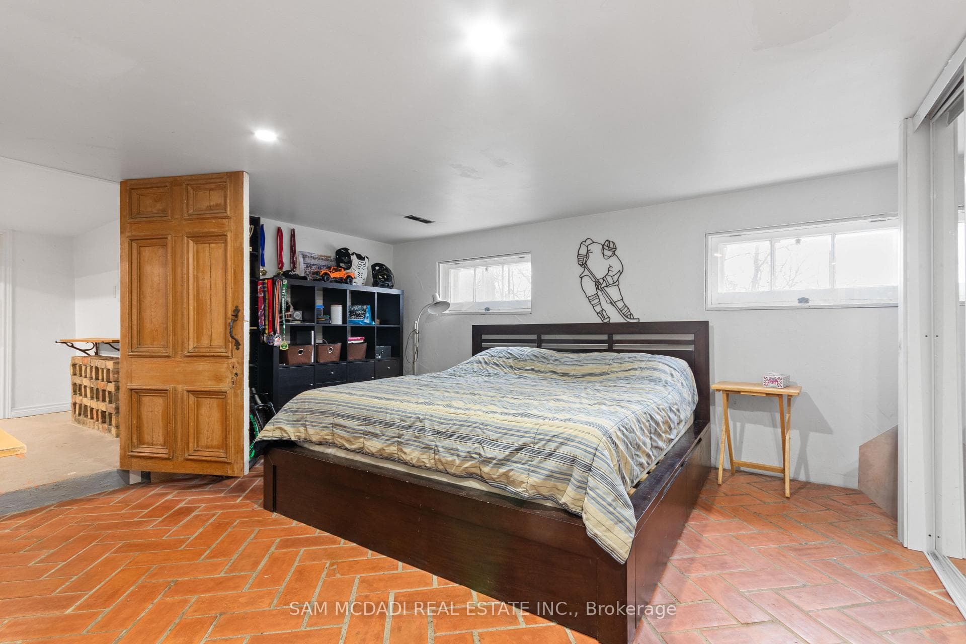 85 Yorkleigh Avenue photo 26