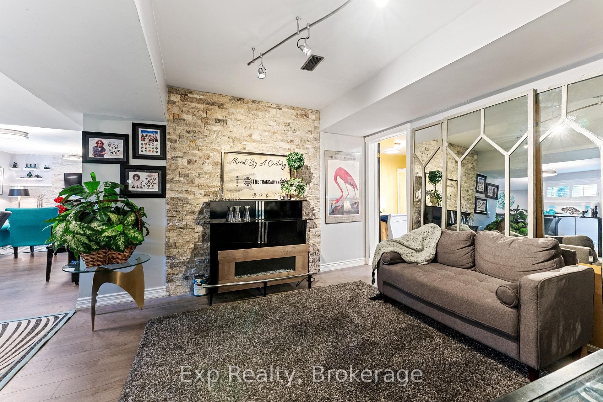 233 Huycke Street photo 41
